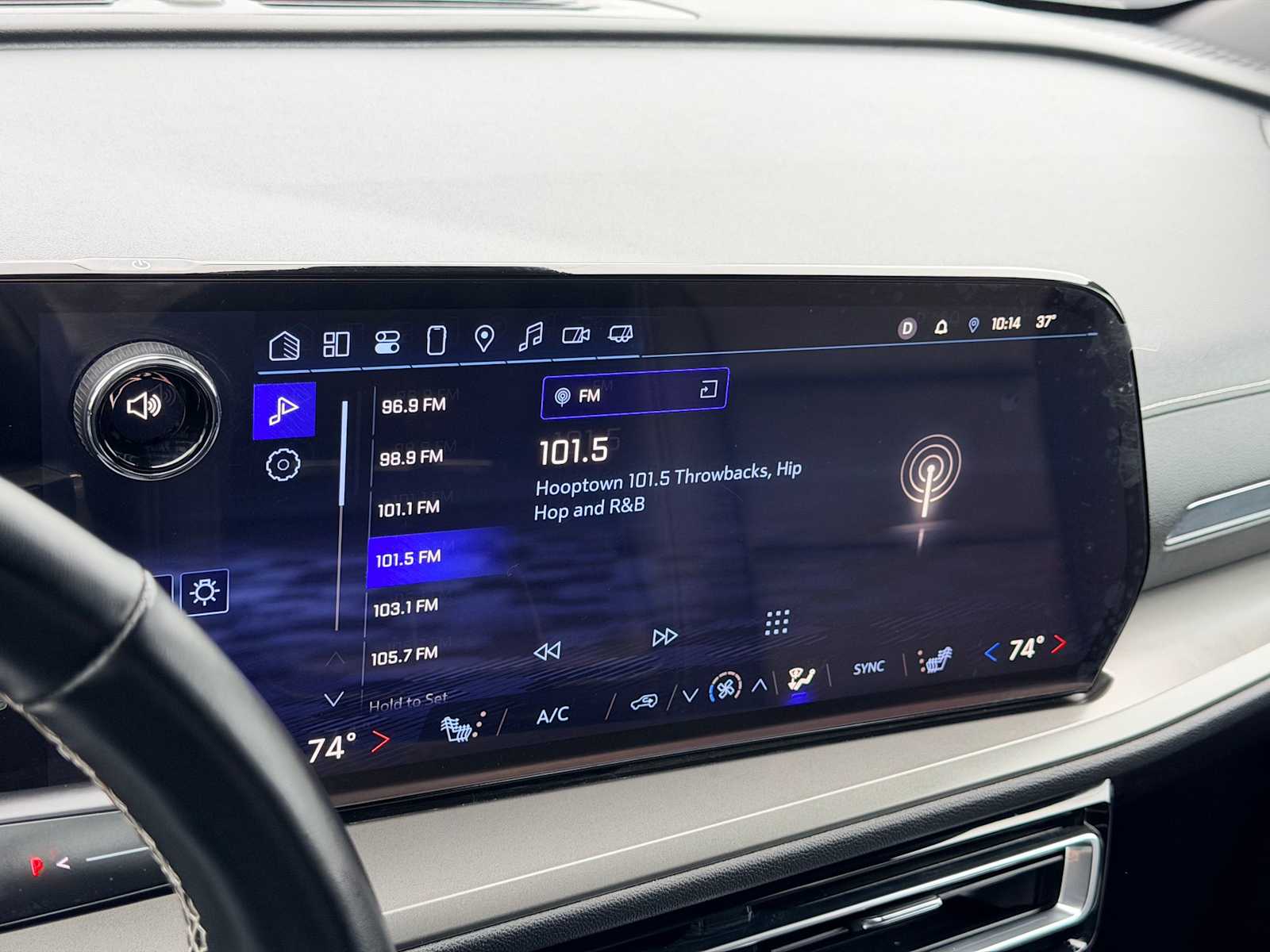 Thumbnail: 2025 Chevrolet Traverse - 27