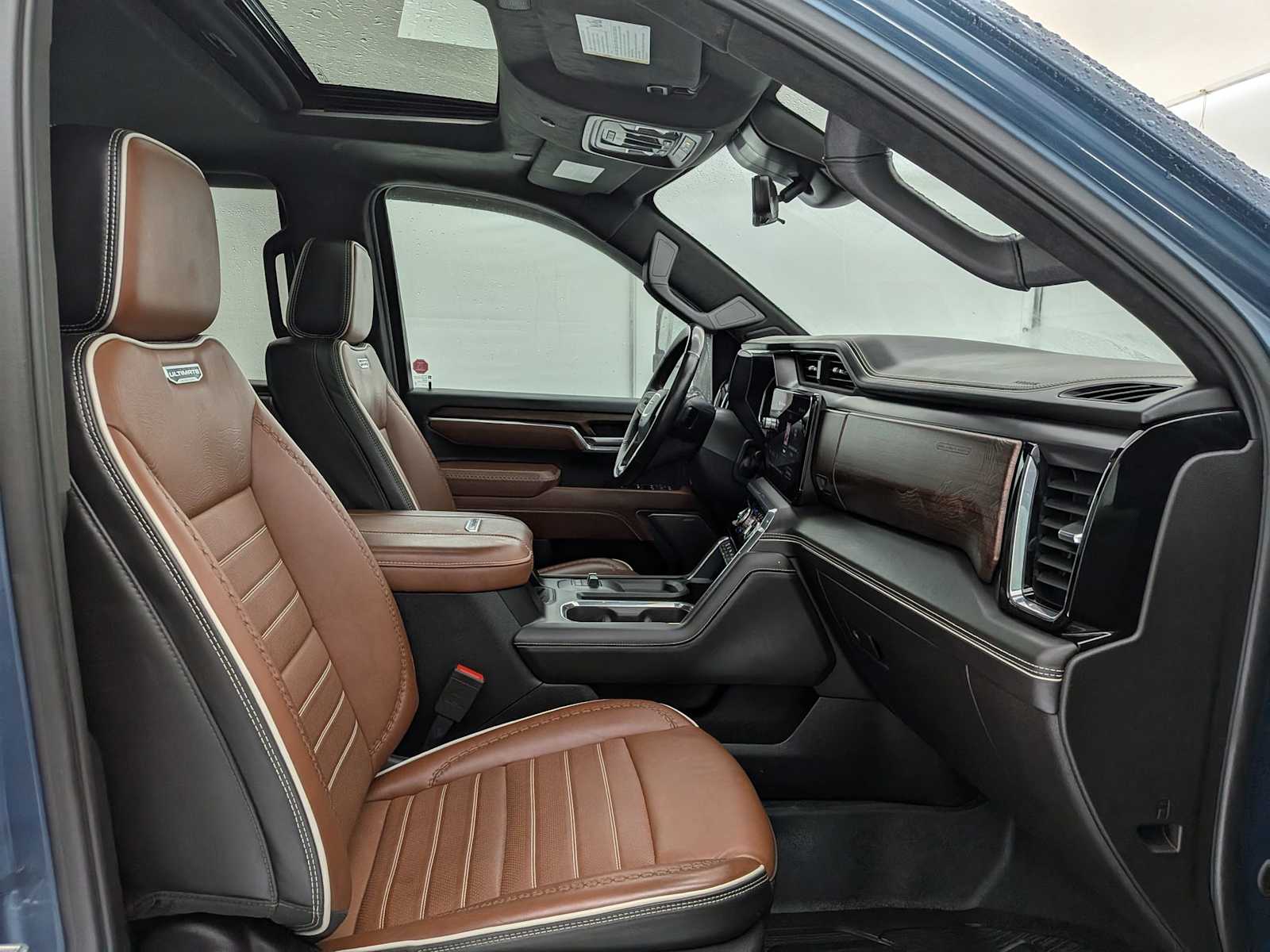 Thumbnail: 2024 GMC Sierra 2500 - 24