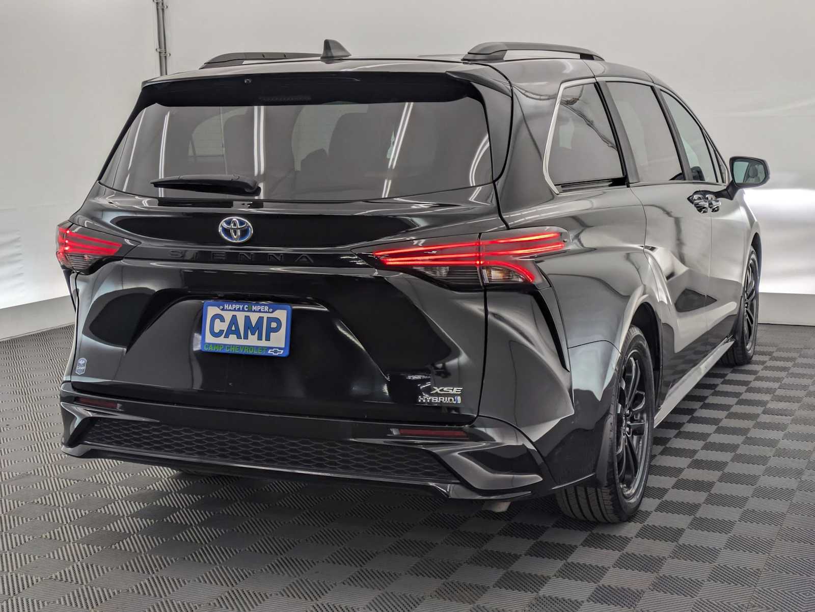 Thumbnail: 2024 Toyota Sienna - 6