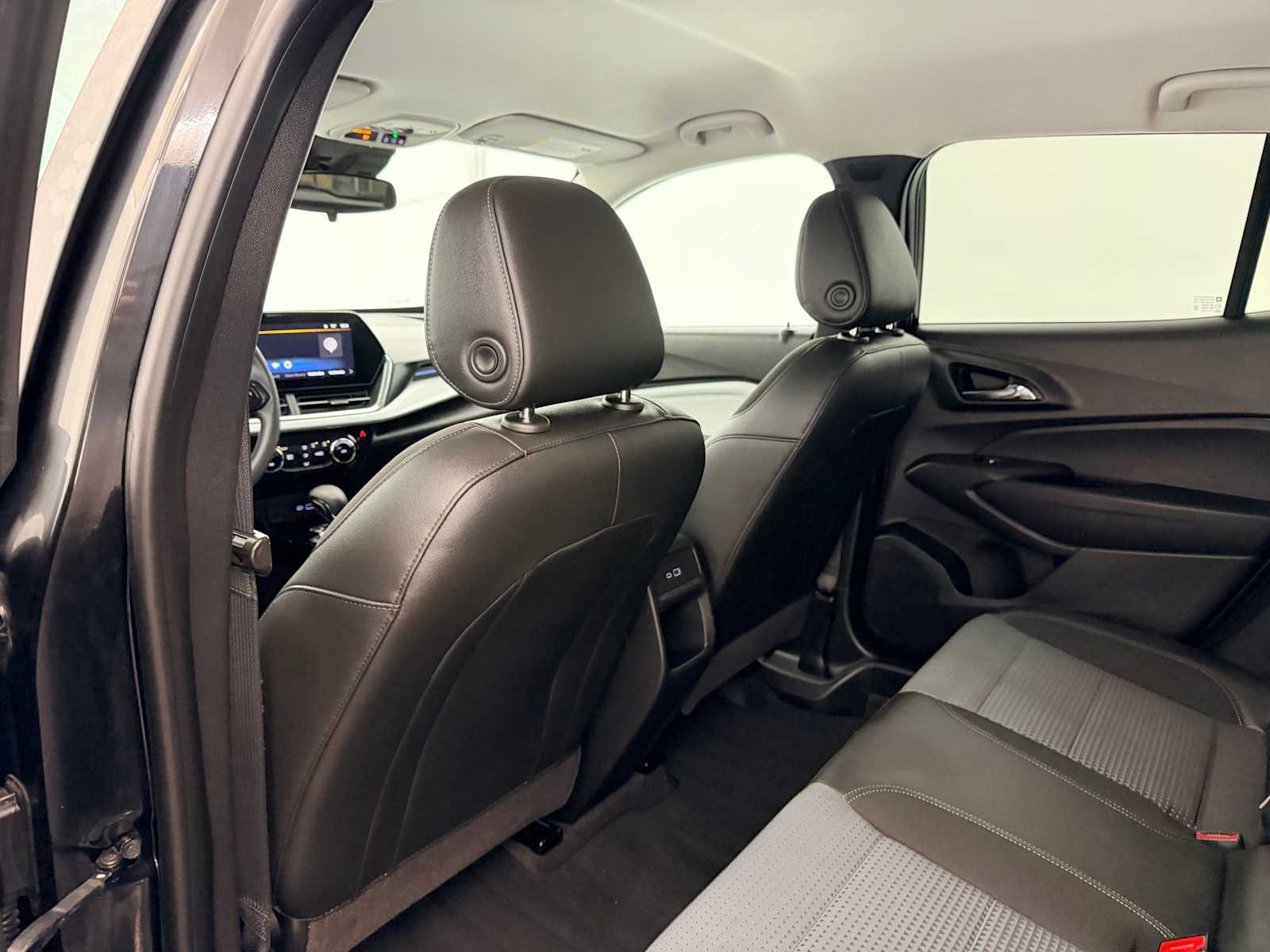 Thumbnail: 2024 Chevrolet Trax - 19