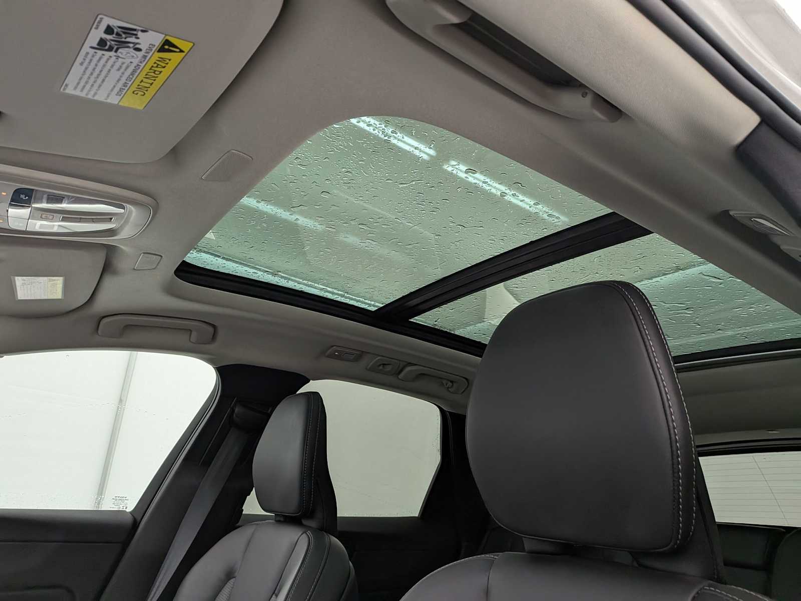 Thumbnail: 2022 Volvo XC60 - 20