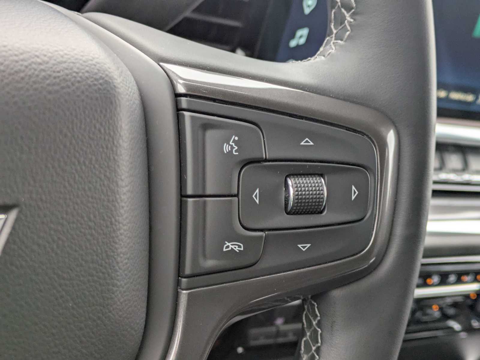 Thumbnail: 2024 Chevrolet Silverado 3500 - 29