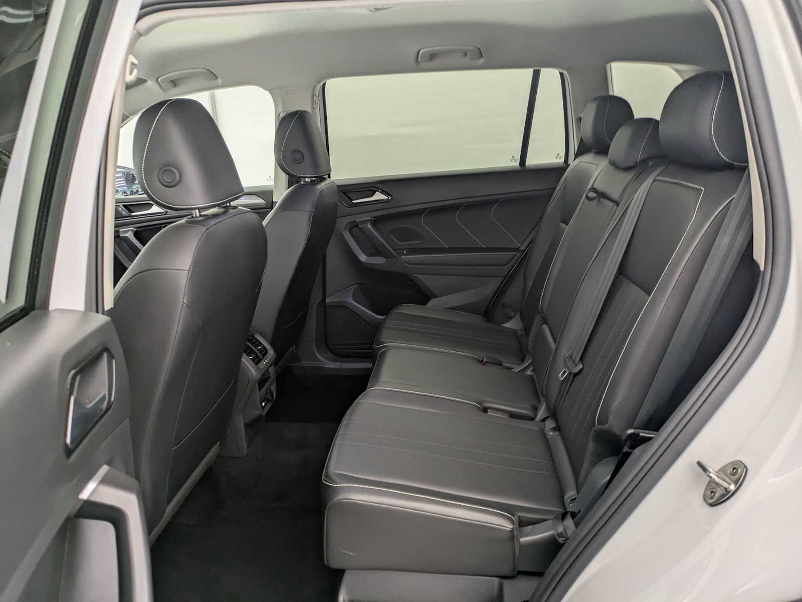 2024 Volkswagen Tiguan 2.0T 20