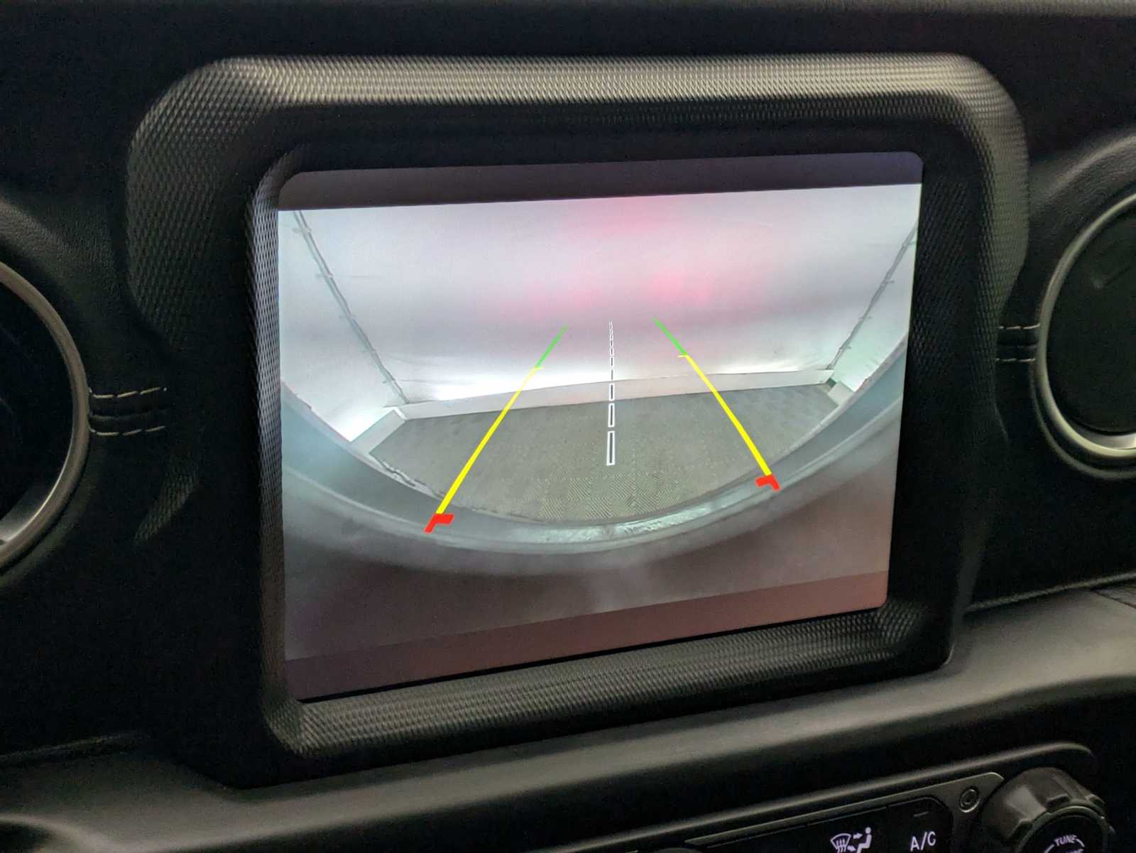 2021 Jeep Wrangler Sahara 29