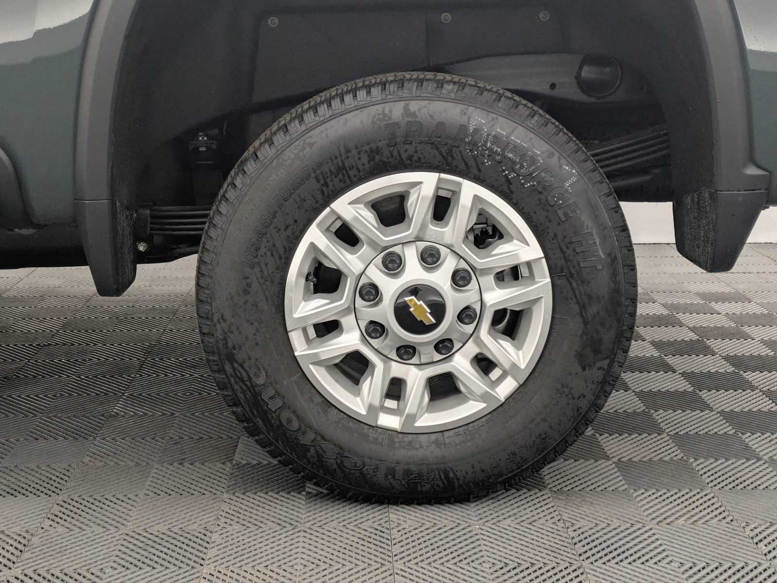 Thumbnail: 2025 Chevrolet Silverado 2500 - 15