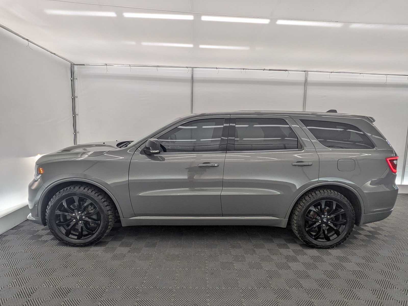 Thumbnail: 2019 Dodge Durango - 3