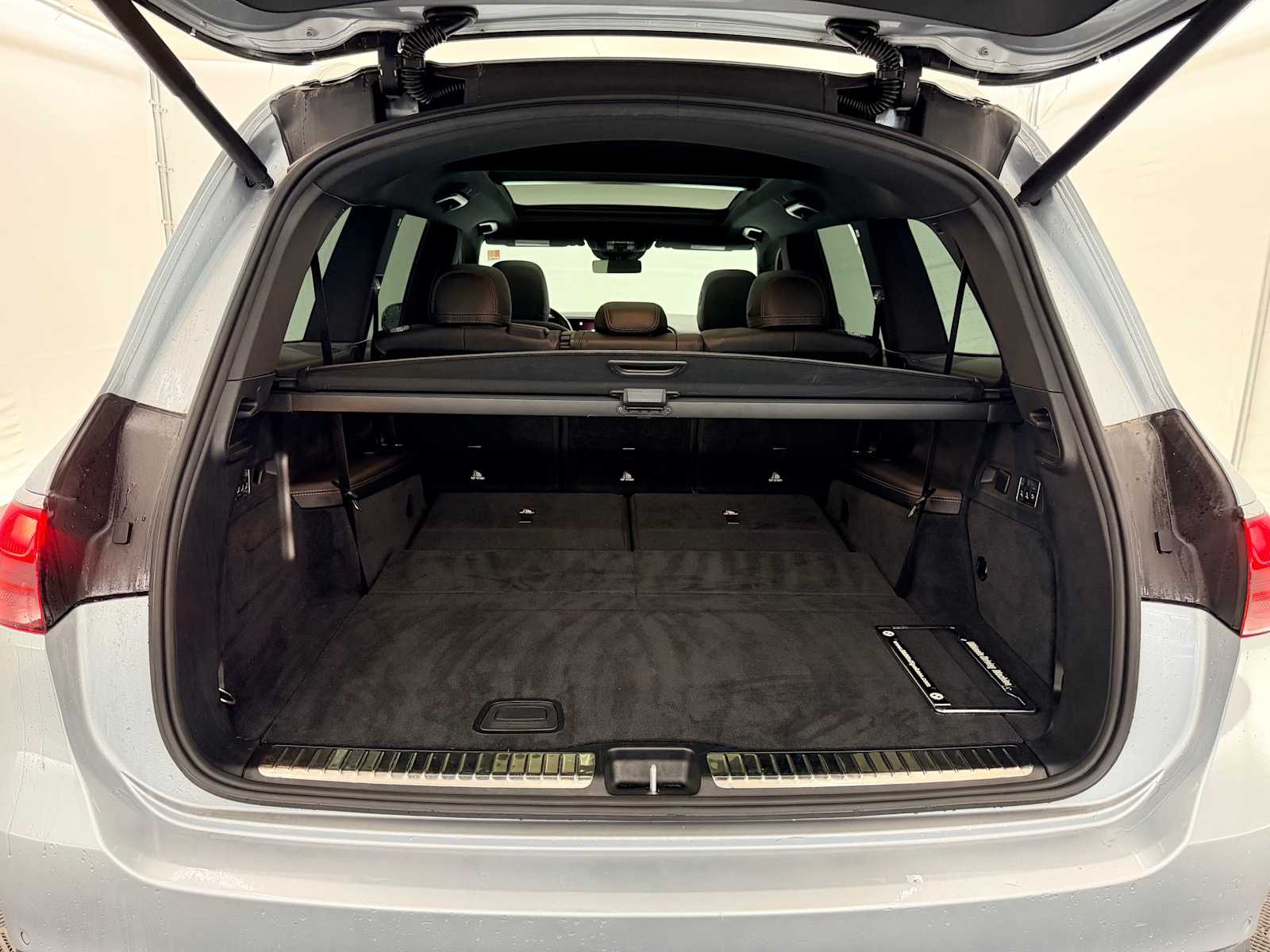 Thumbnail: 2024 Mercedes-Benz GLS - 32