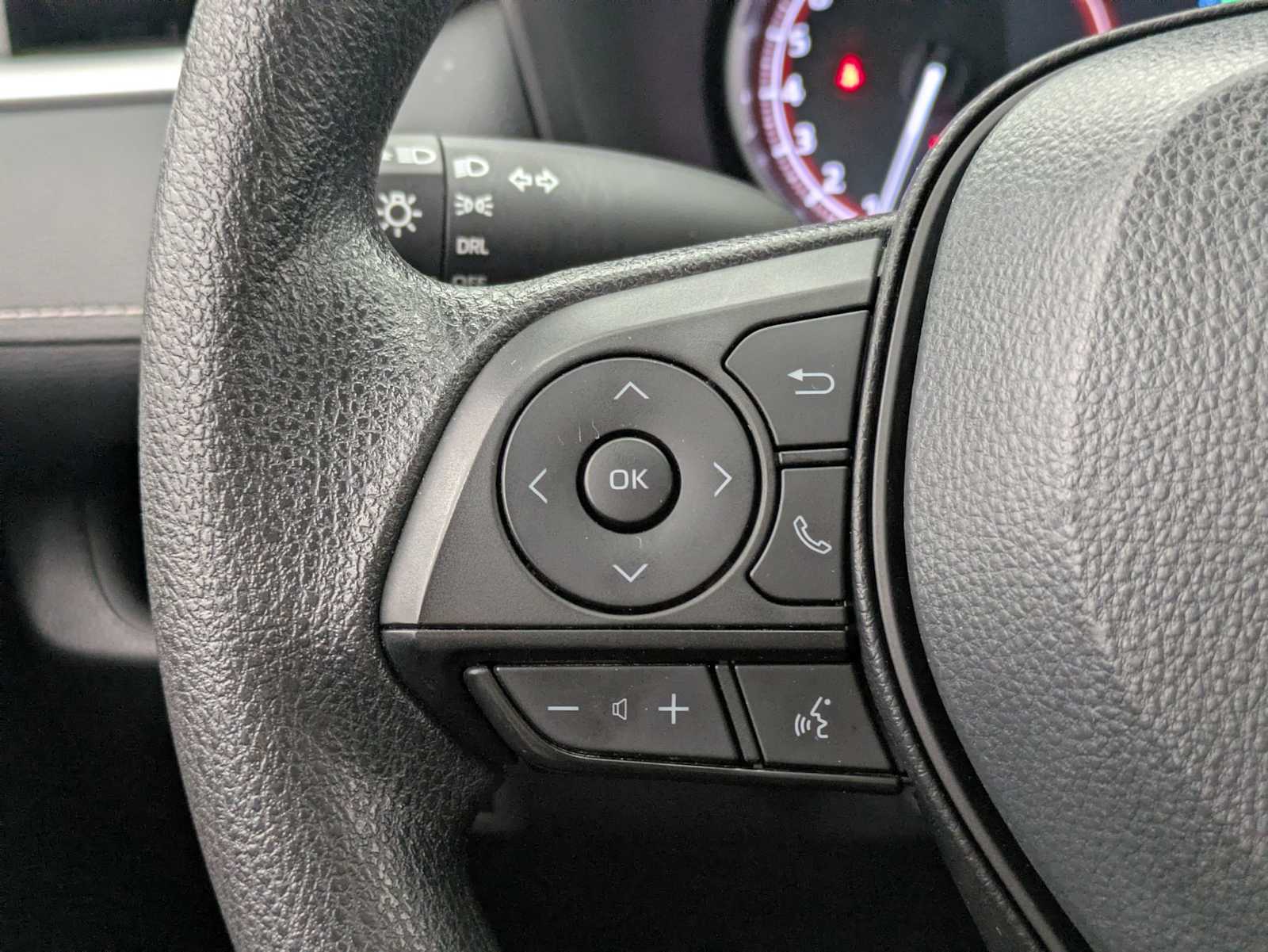 Thumbnail: 2024 Toyota RAV4 - 22