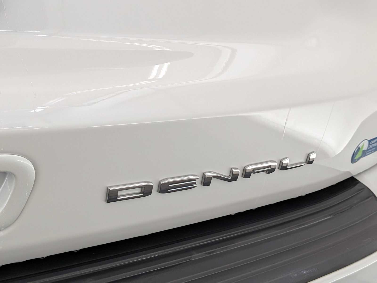 Thumbnail: 2023 GMC Yukon - 15