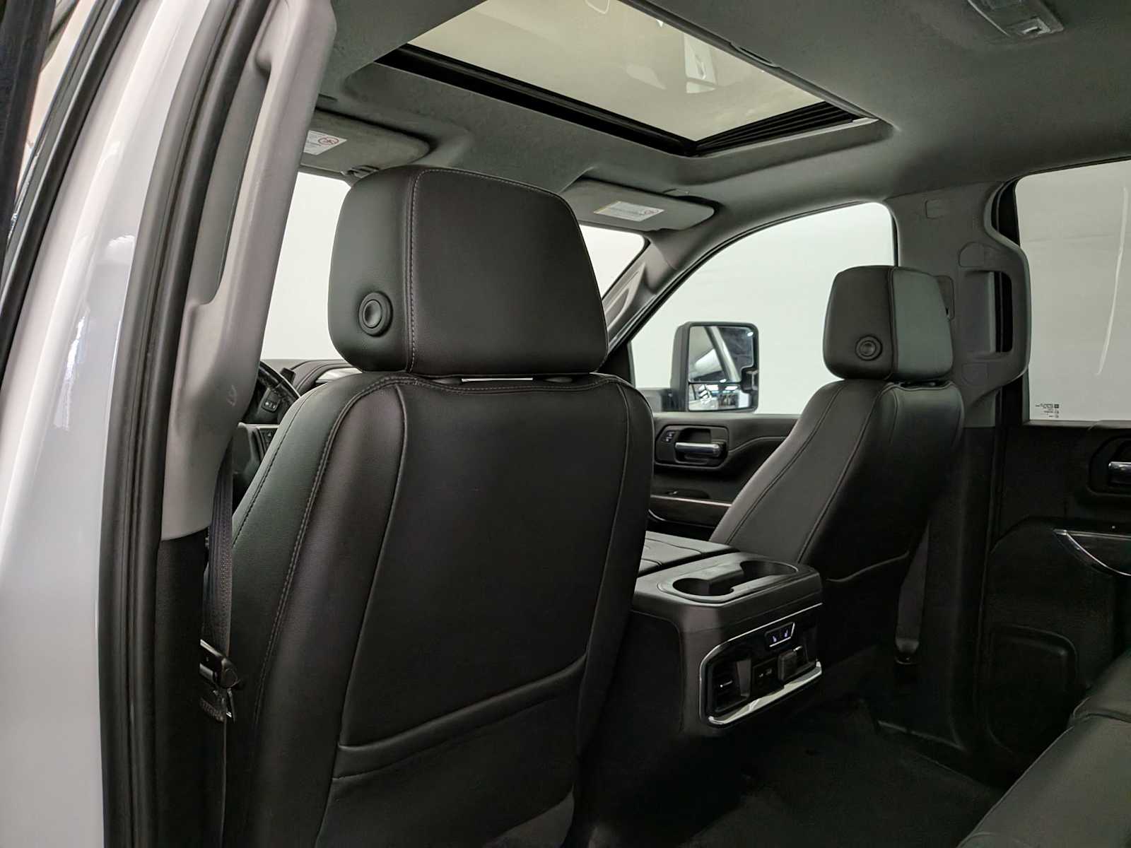 Thumbnail: 2020 Chevrolet Silverado 3500 - 21