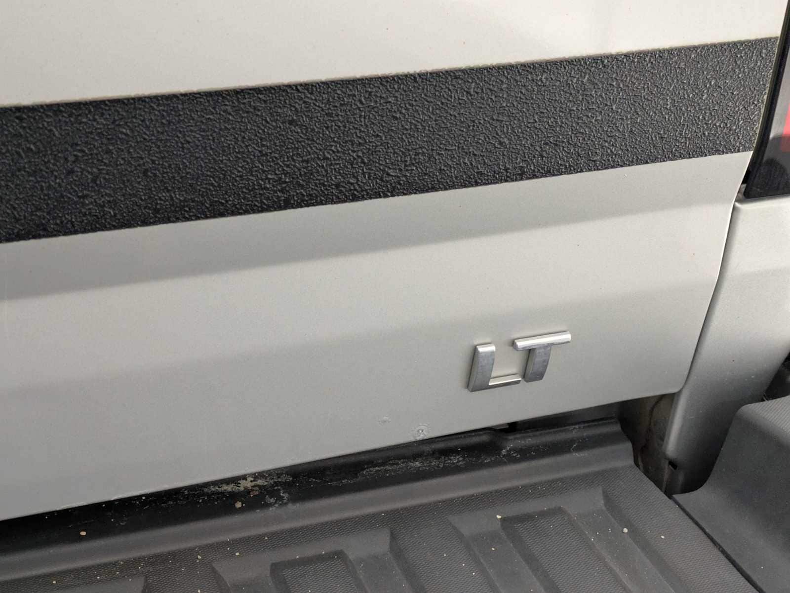 Thumbnail: 2017 Chevrolet Colorado - 13