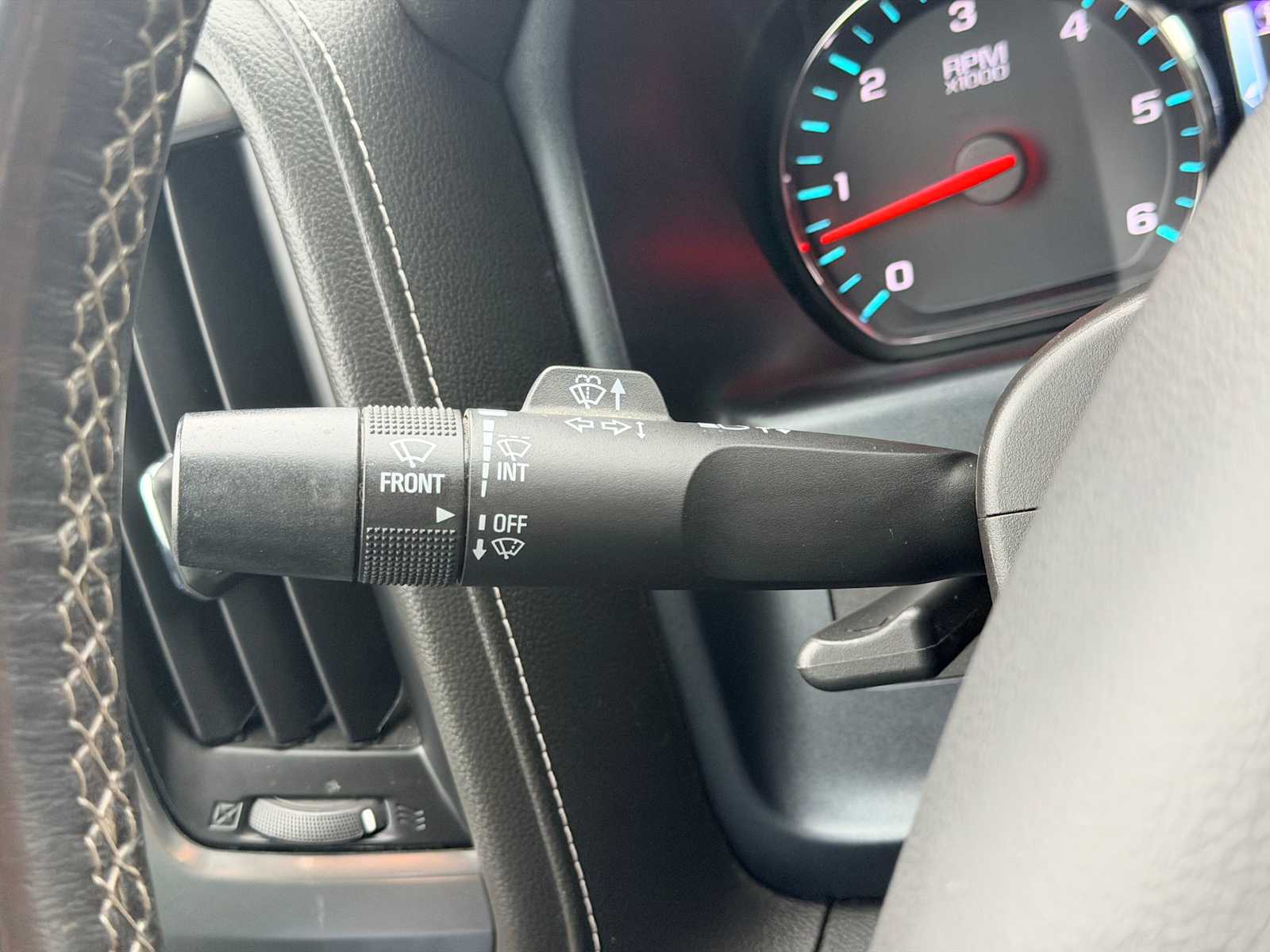 Thumbnail: 2018 Chevrolet Silverado 1500 - 27