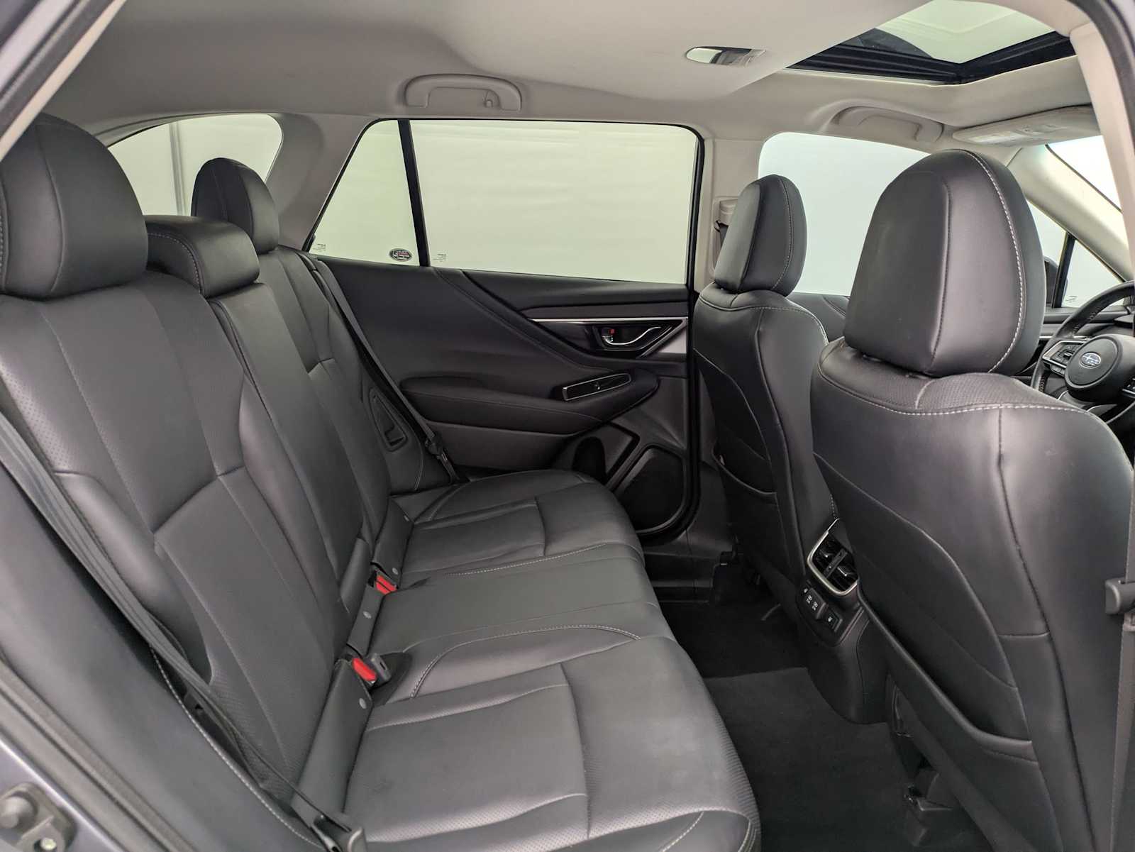 Thumbnail: 2022 Subaru Outback - 22