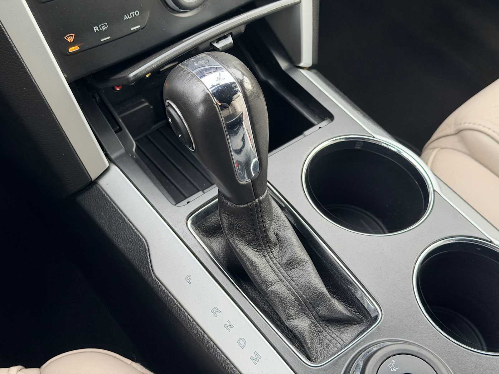 Thumbnail: 2012 Ford Explorer - 31