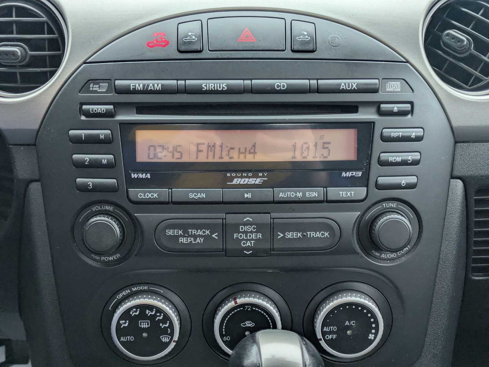 Thumbnail: 2011 Mazda MX-5 Miata - 23