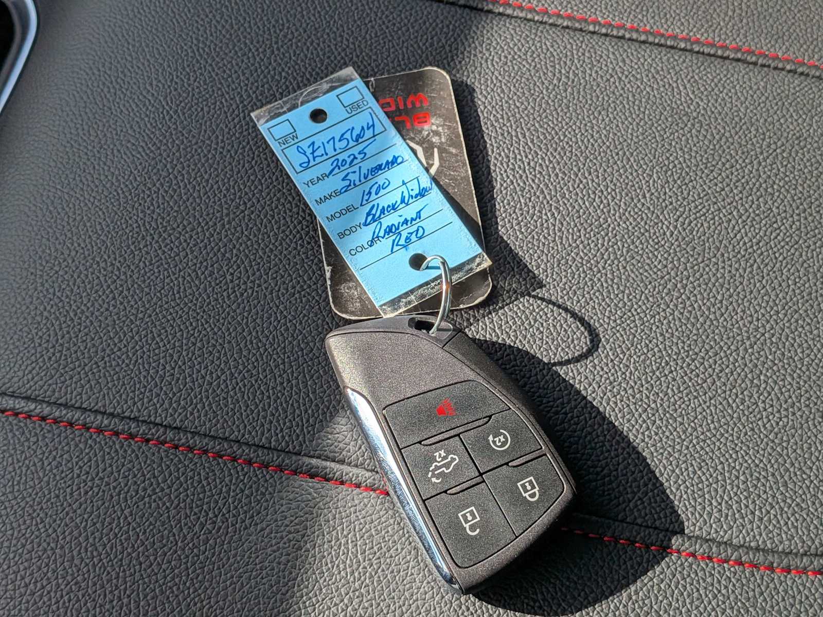 Thumbnail: 2025 Chevrolet Silverado 1500 - 34