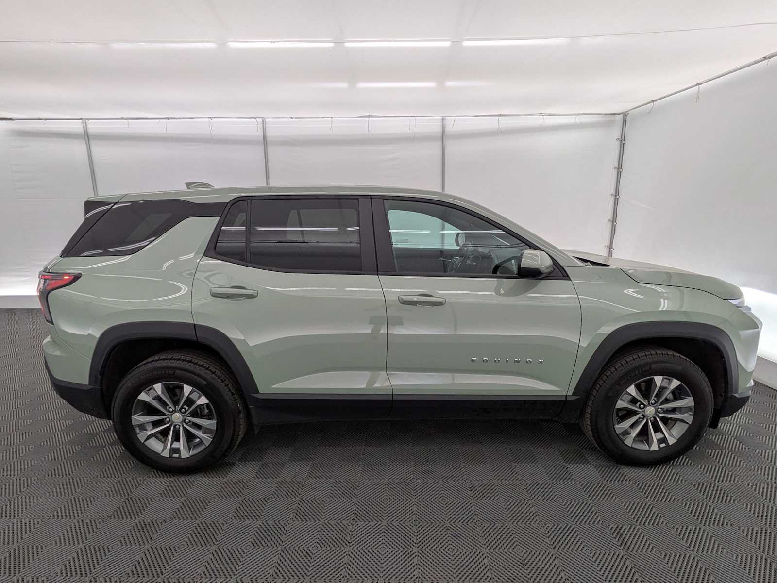 Thumbnail: 2026 Chevrolet Equinox - 7
