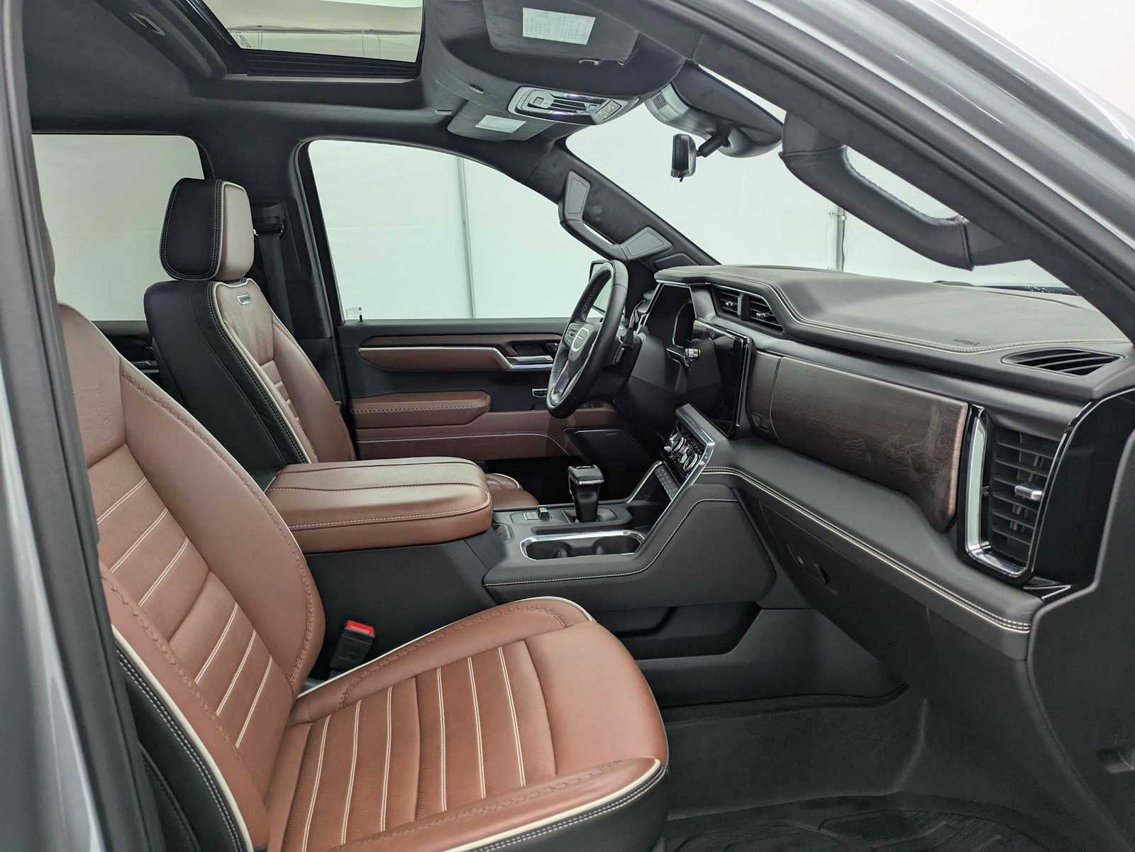 Thumbnail: 2025 GMC Sierra 1500 - 24