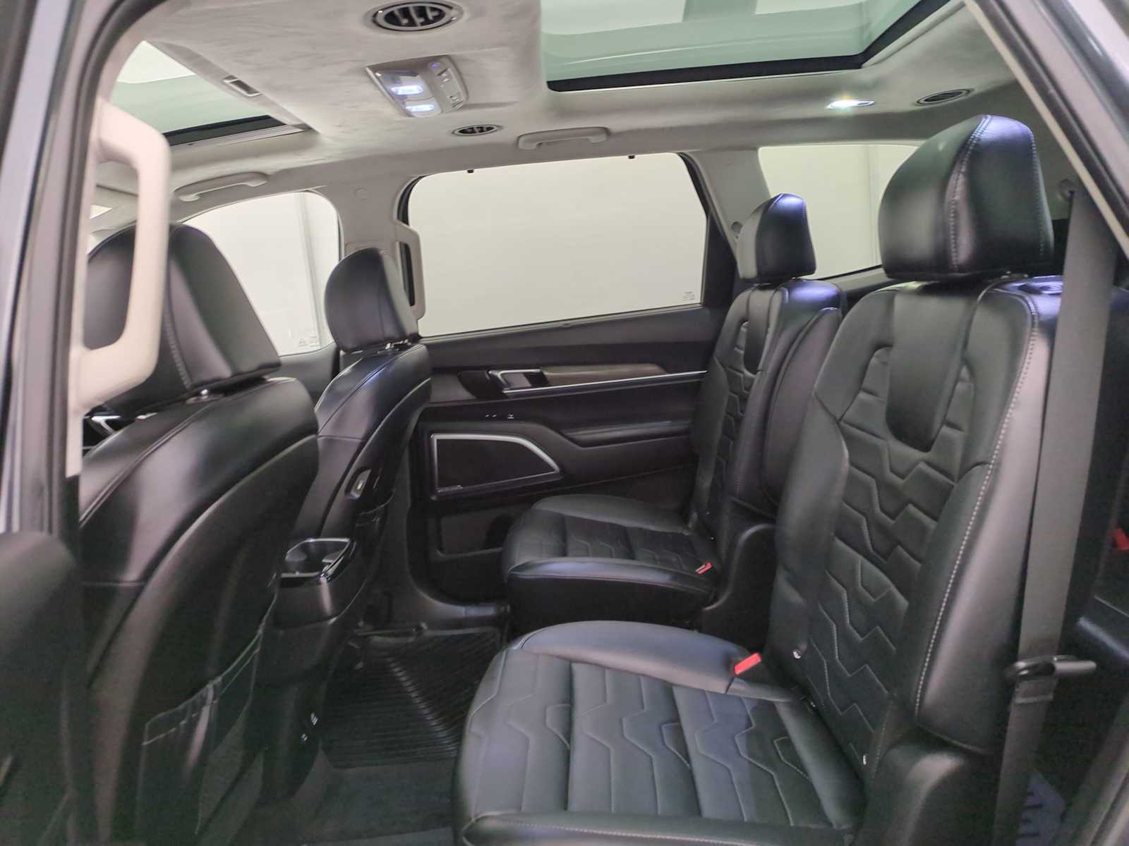 Thumbnail: 2022 Kia Telluride - 19