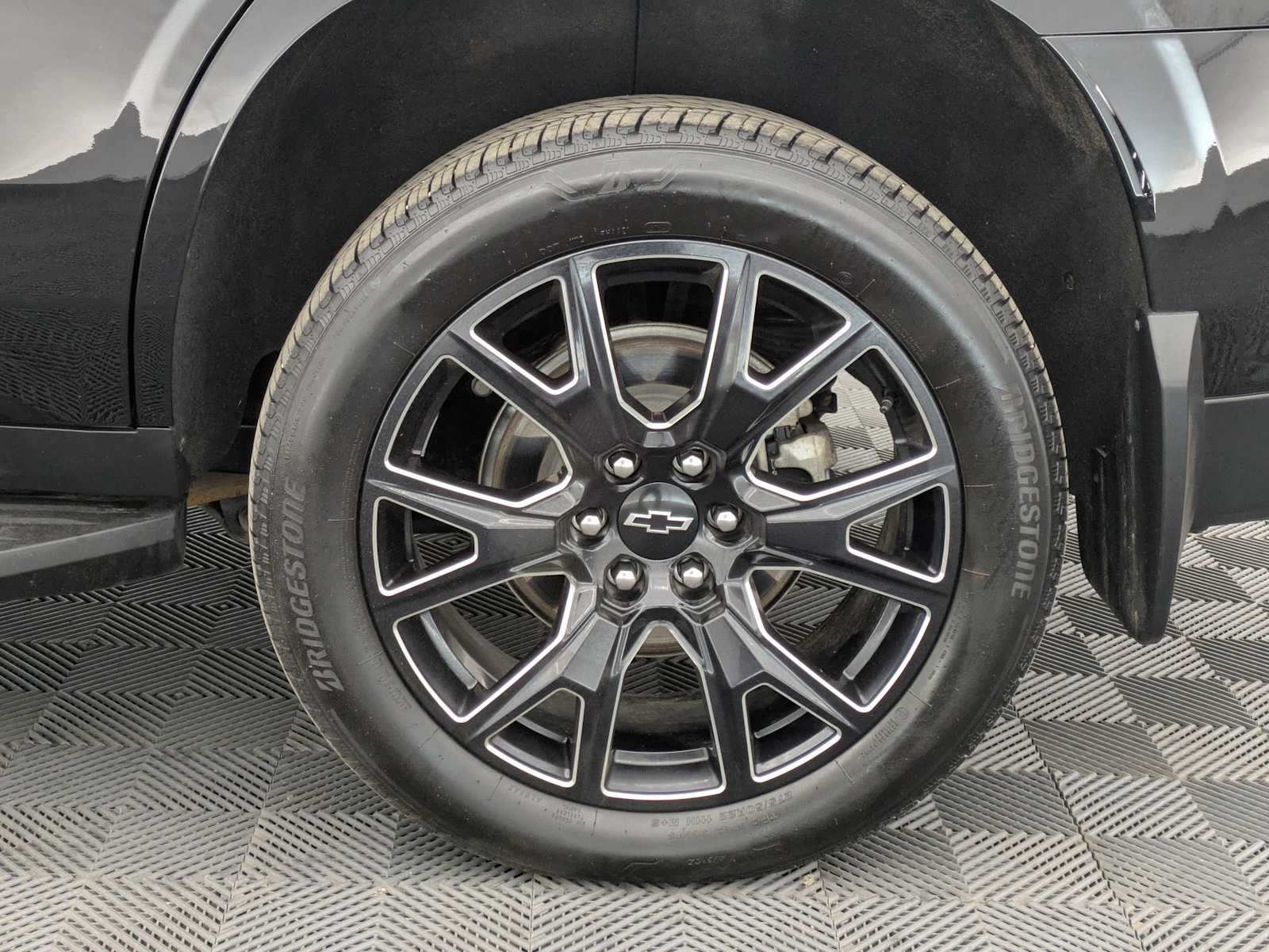 Thumbnail: 2025 Chevrolet Tahoe - 14