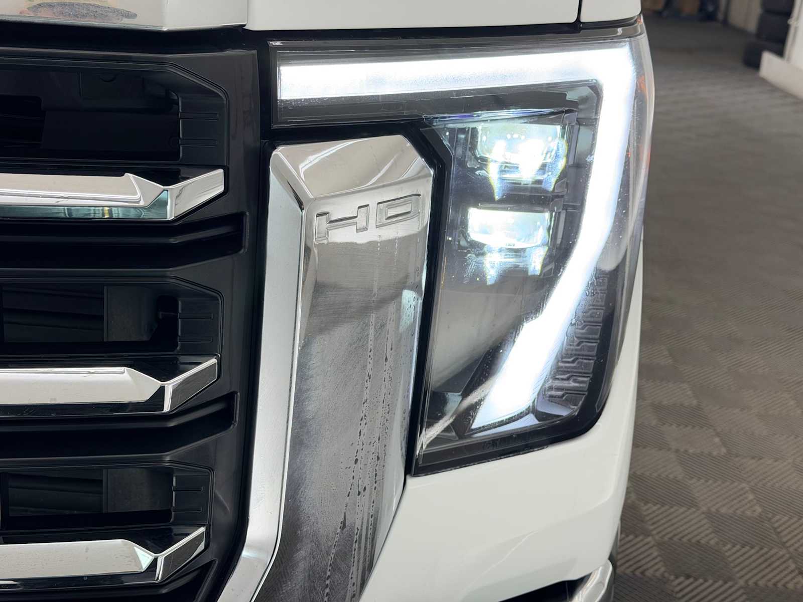 Thumbnail: 2025 GMC Sierra 3500 - 10