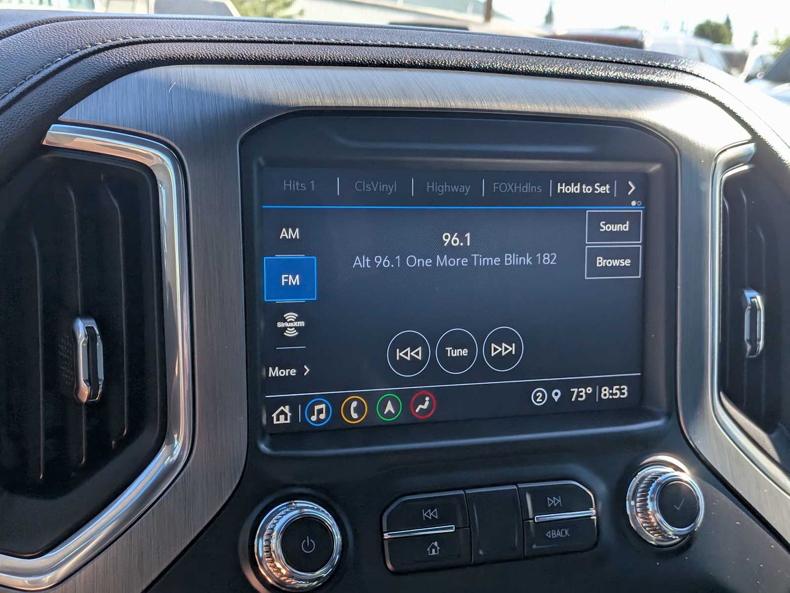 Thumbnail: 2022 GMC Sierra 3500 - 32