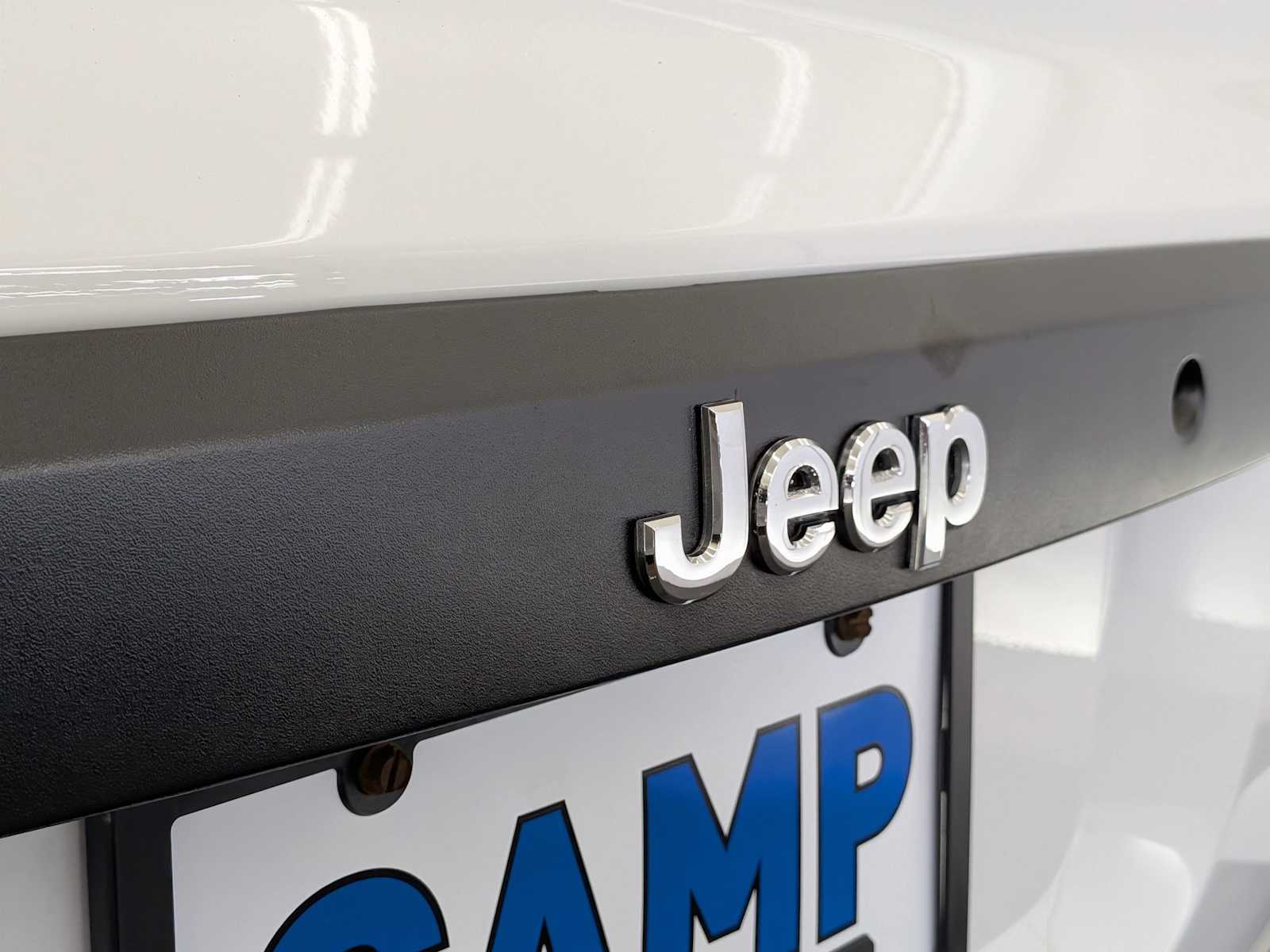 Thumbnail: 2016 Jeep Patriot - 12