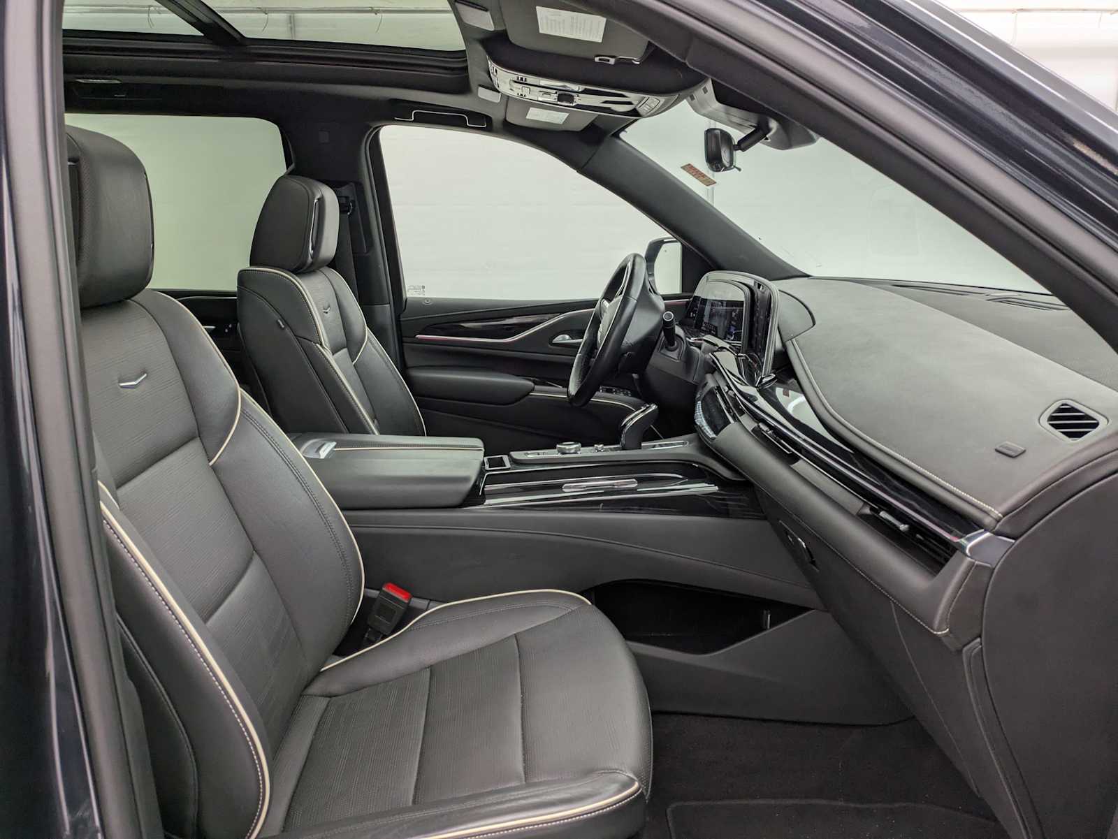 Thumbnail: 2023 Cadillac Escalade - 22