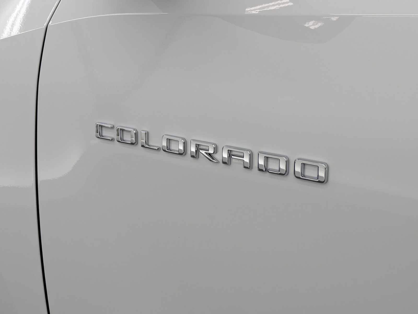 Thumbnail: 2023 Chevrolet Colorado - 11