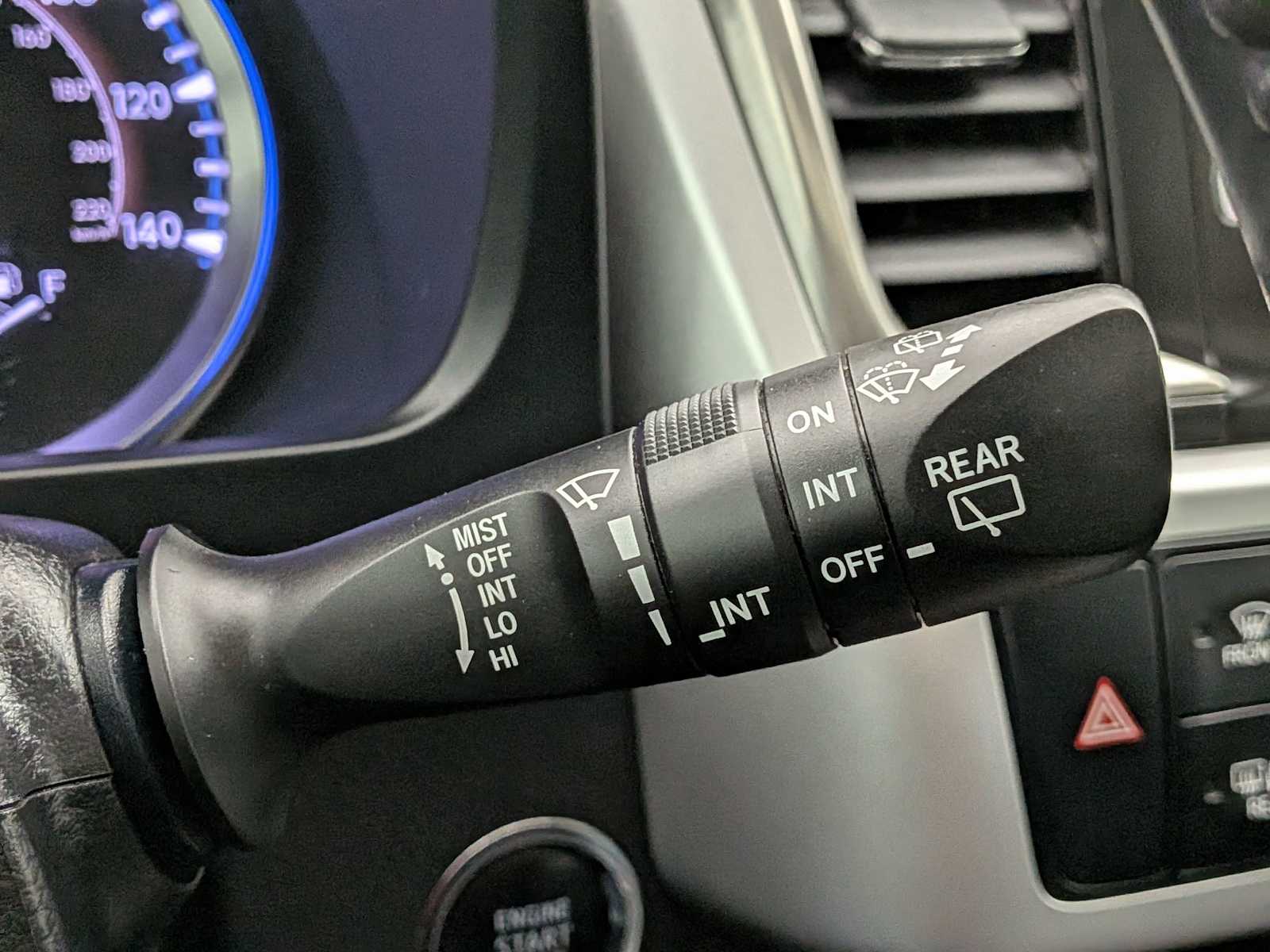 Thumbnail: 2019 Toyota Highlander - 27