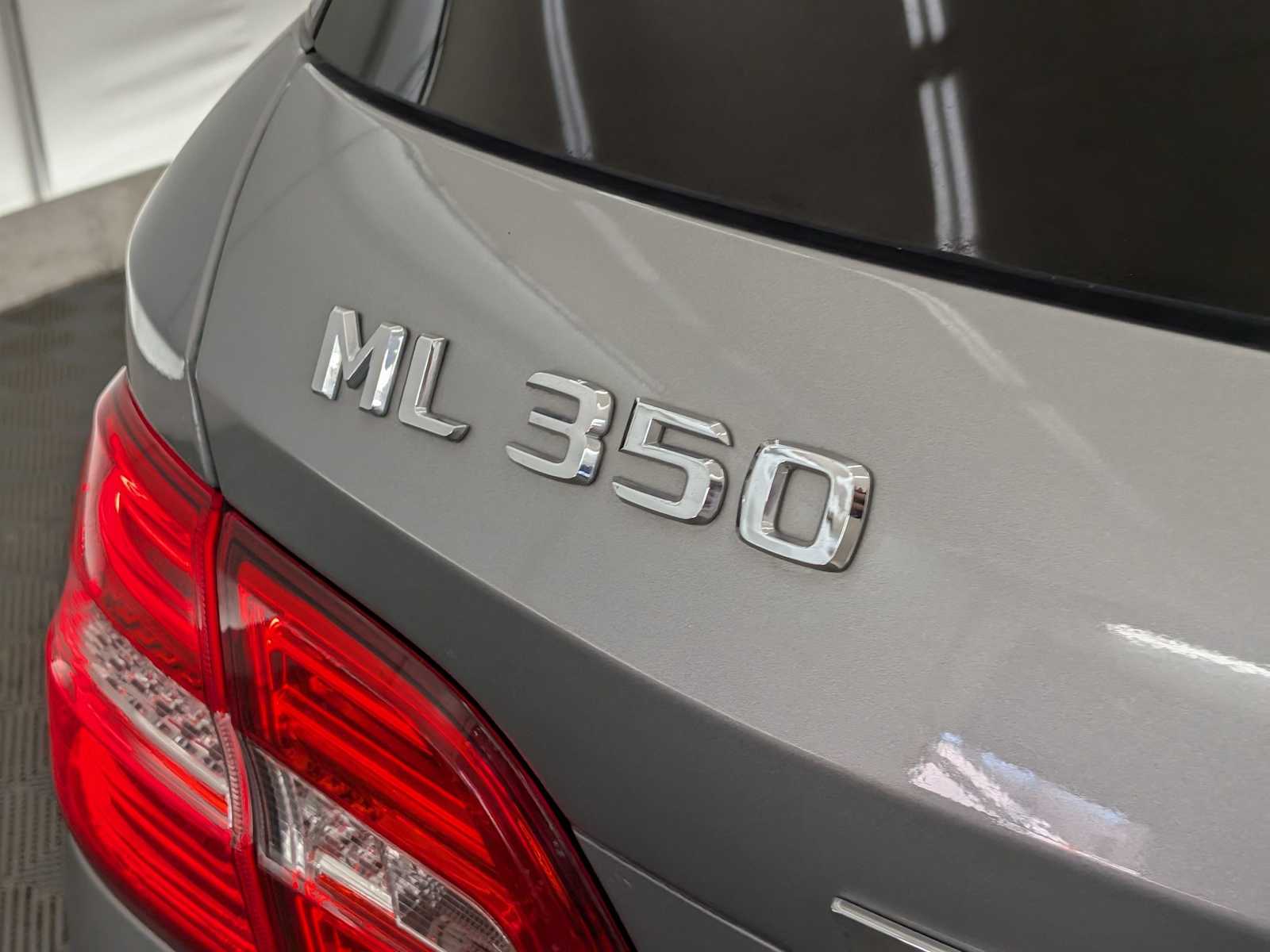 Thumbnail: 2015 Mercedes-Benz M-Class - 12