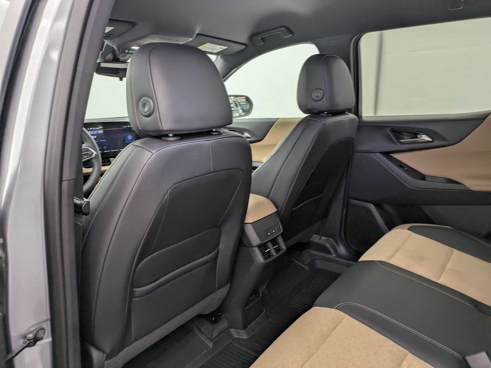 Thumbnail: 2026 Chevrolet Equinox - 19