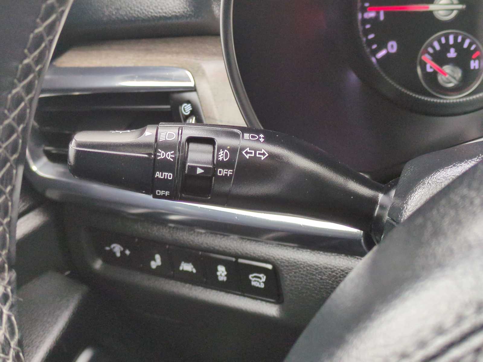 Thumbnail: 2022 Kia Telluride - 26