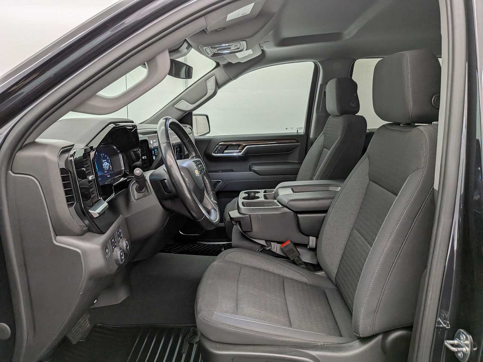 Thumbnail: 2022 Chevrolet Silverado 1500 - 19