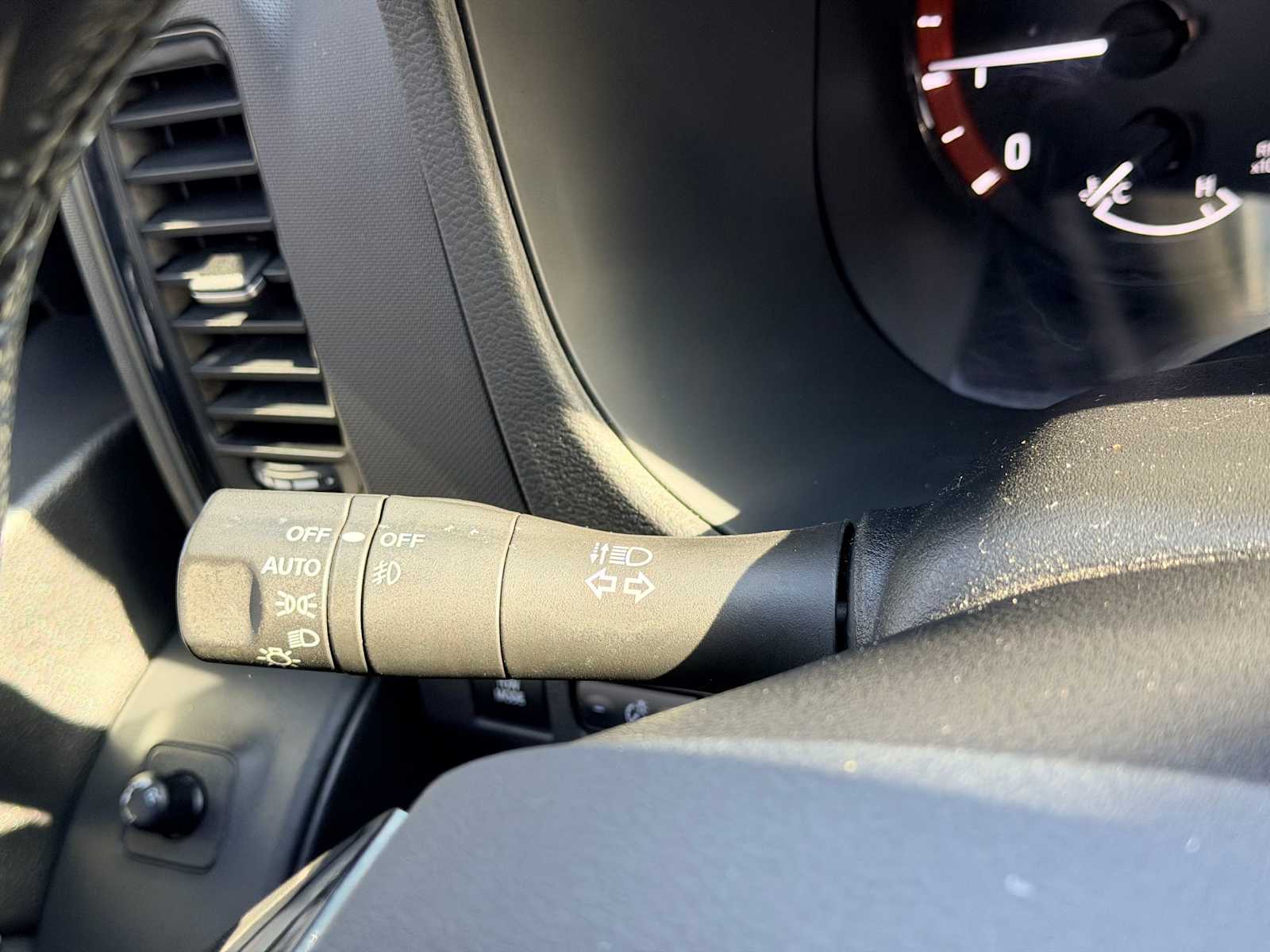 Thumbnail: 2022 Nissan Frontier - 28