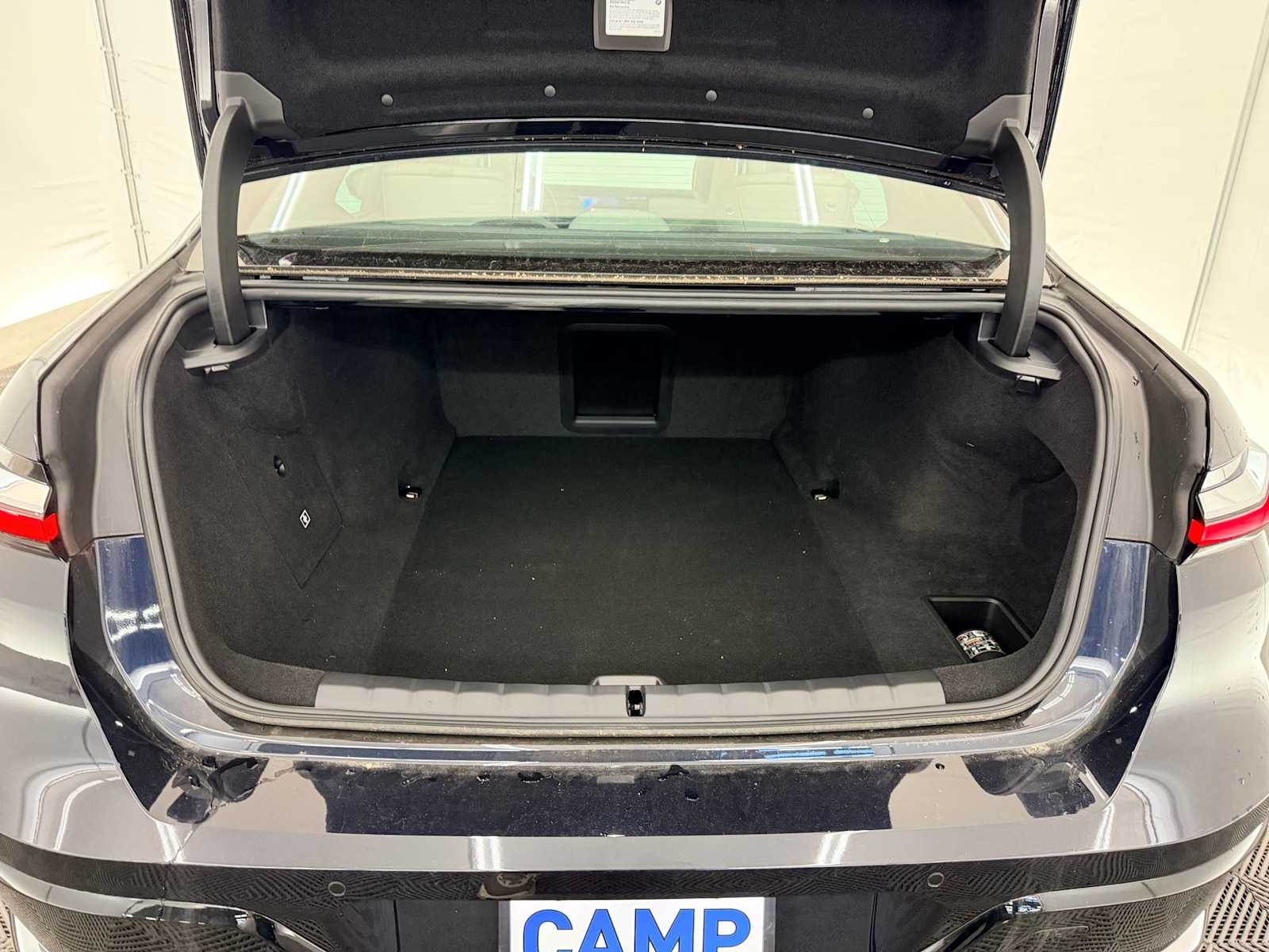 Thumbnail: 2024 BMW i7 - 34