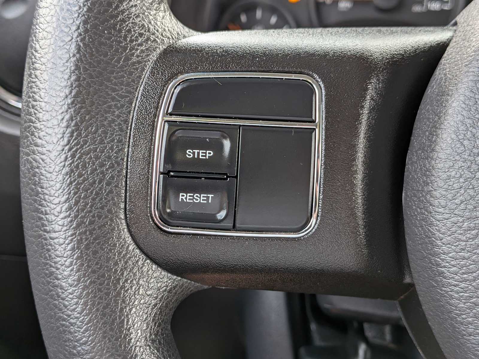 Thumbnail: 2016 Jeep Patriot - 23