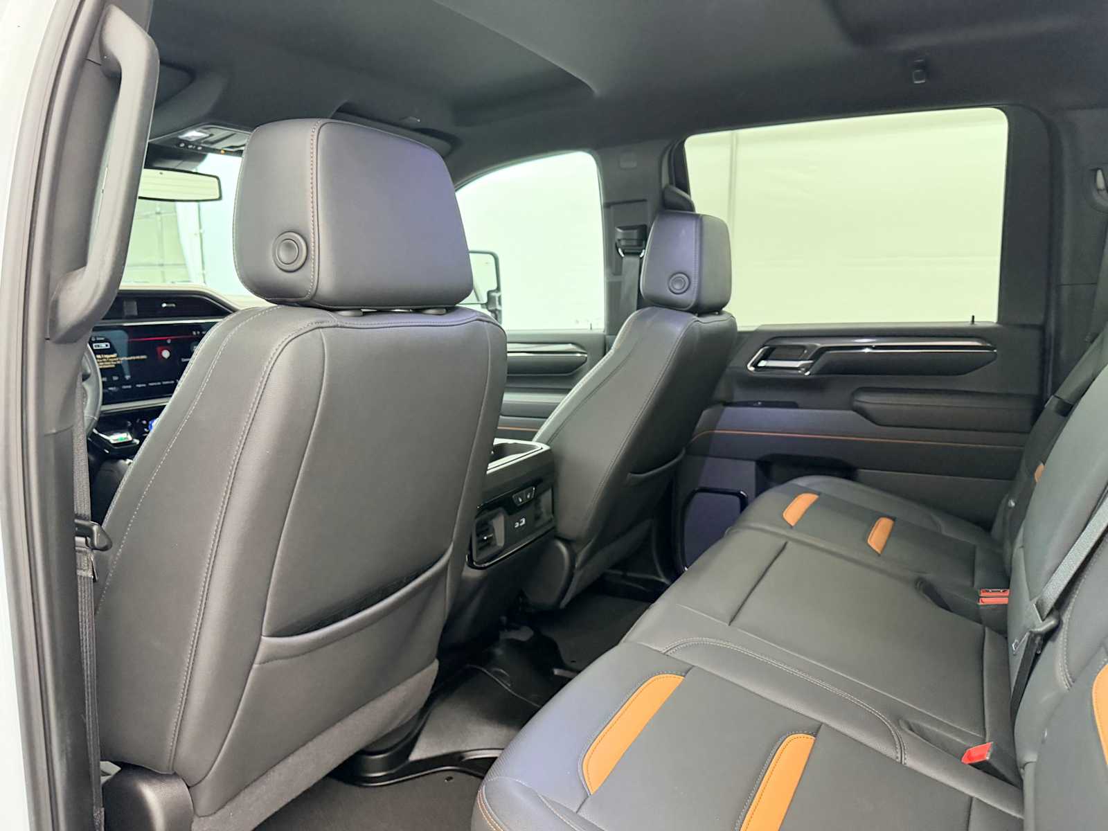 Thumbnail: 2024 GMC Sierra 3500 - 18