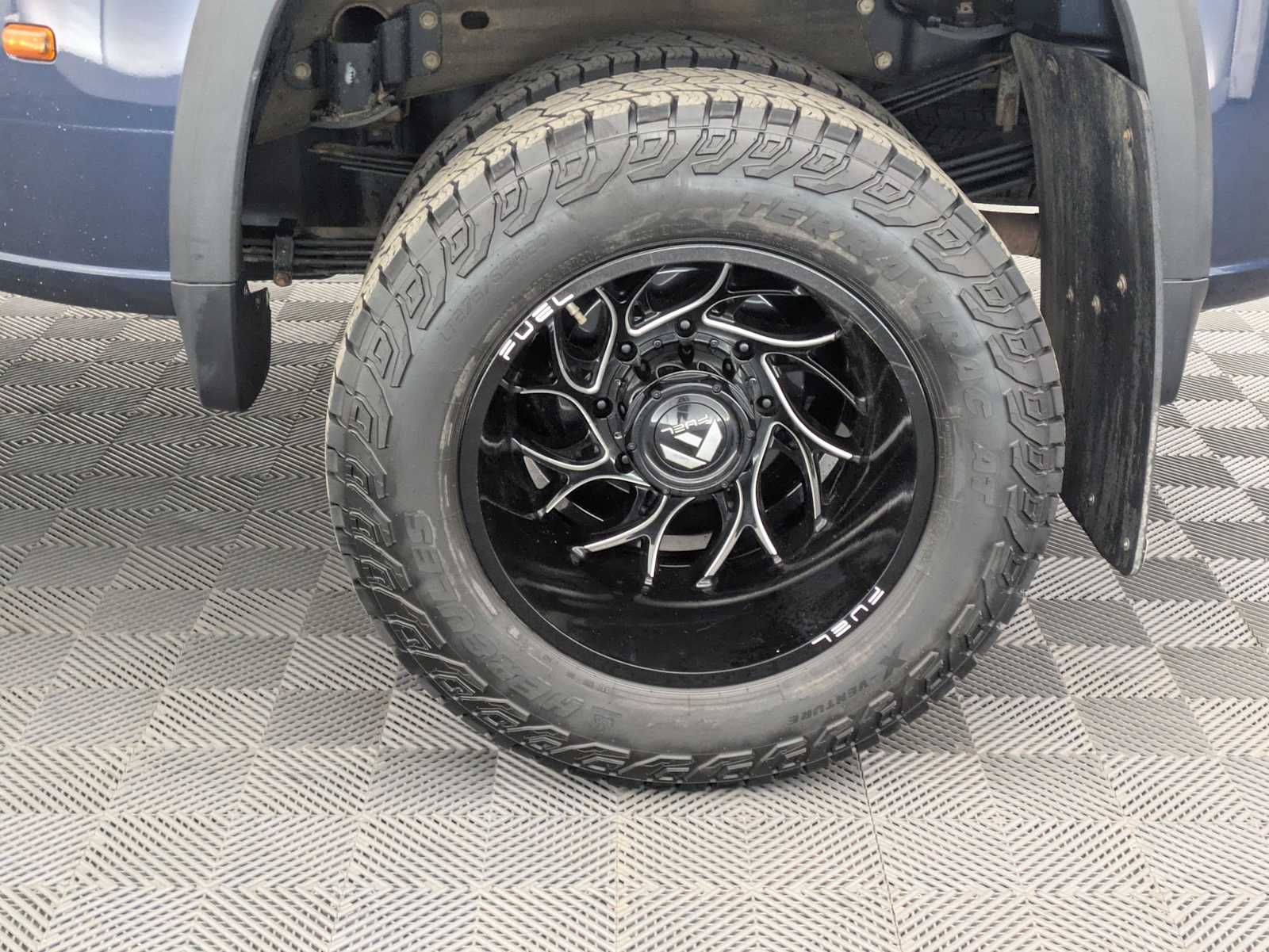 Thumbnail: 2022 Chevrolet Silverado 3500 - 16