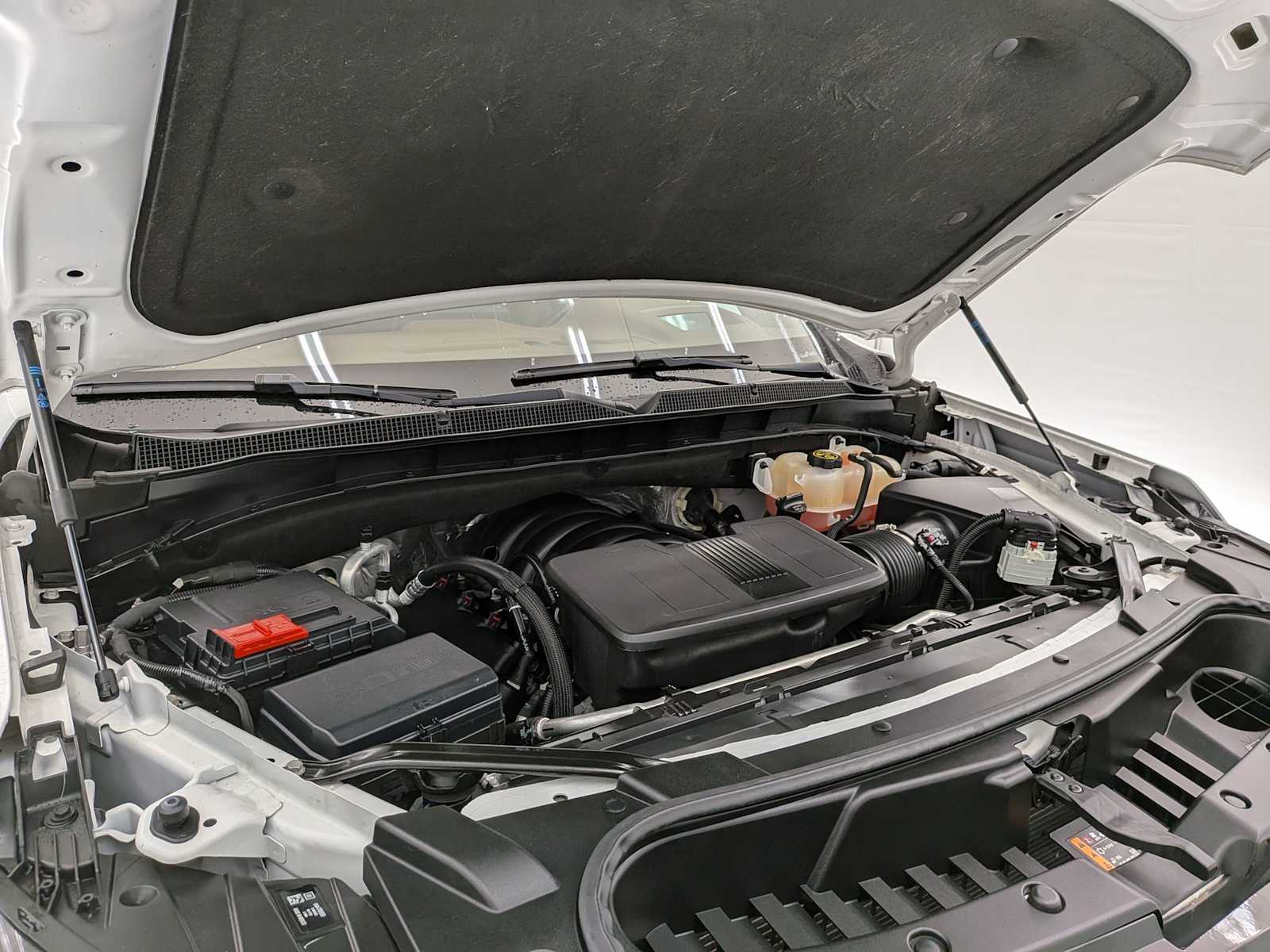 Thumbnail: 2022 Chevrolet Tahoe - 15