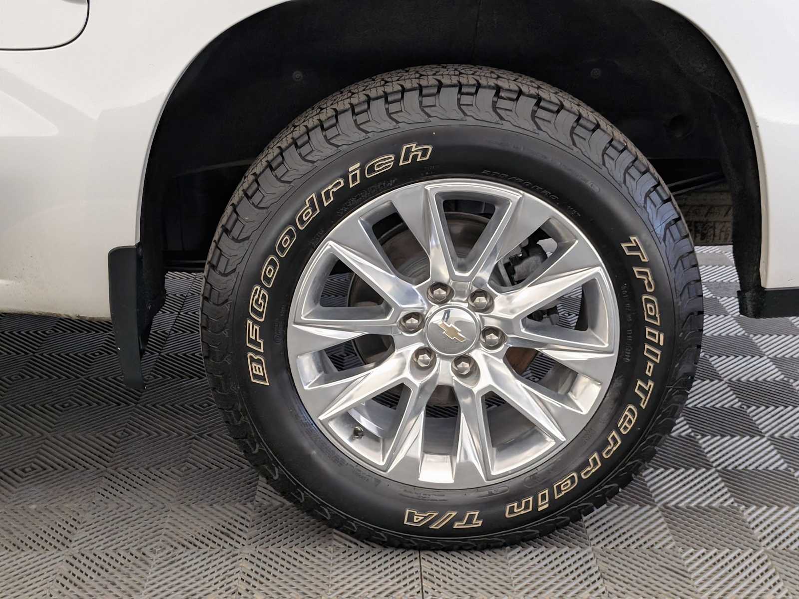 Thumbnail: 2021 Chevrolet Silverado 1500 - 15