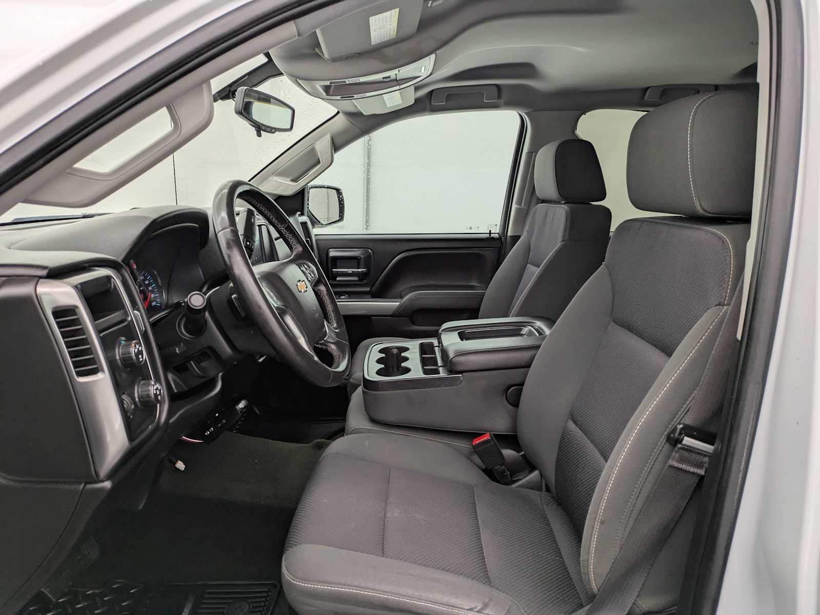 Thumbnail: 2016 Chevrolet Silverado 2500 - 19