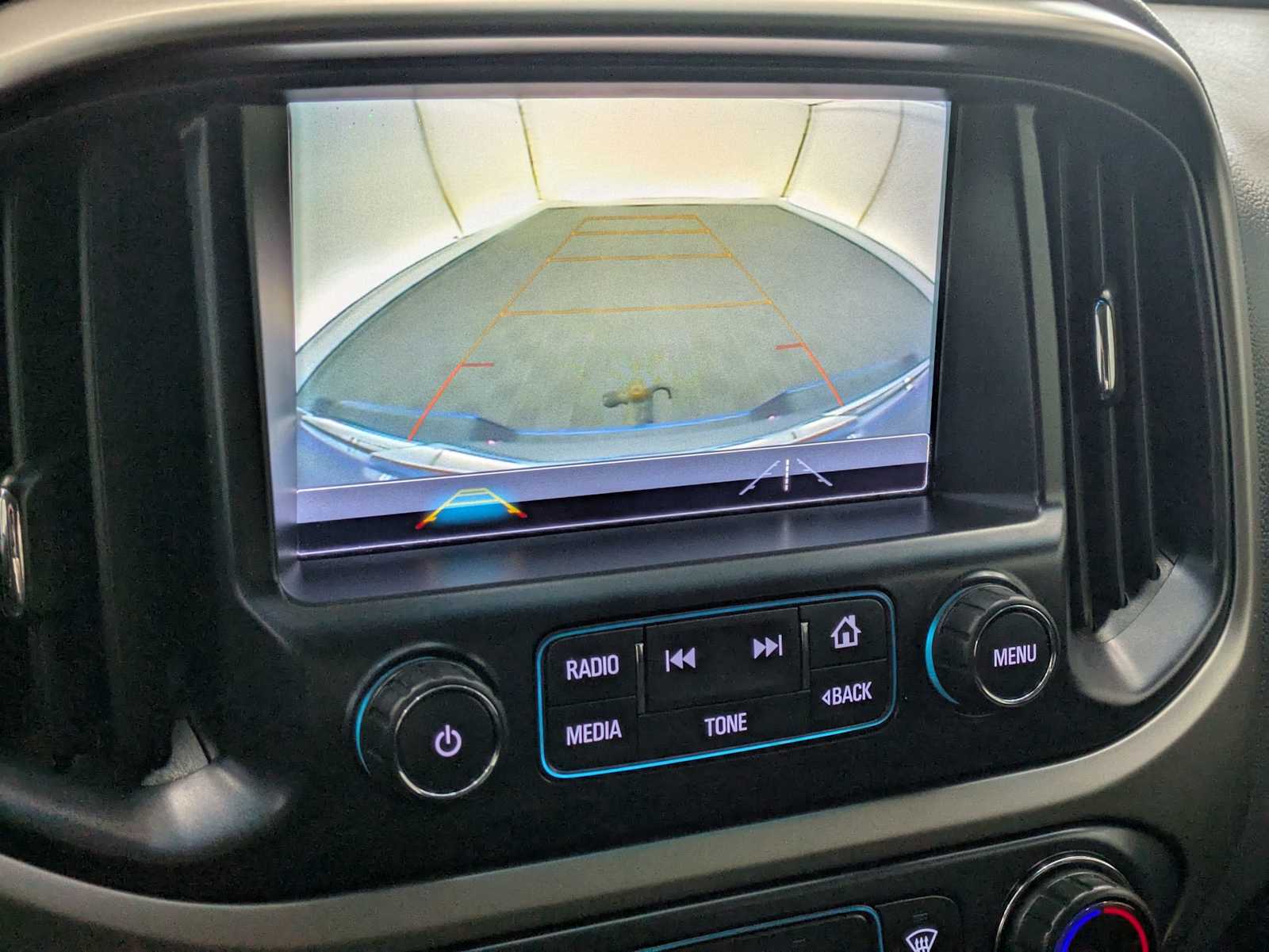 Thumbnail: 2018 Chevrolet Colorado - 28