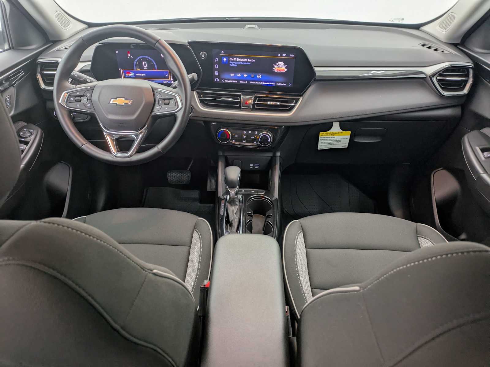 Thumbnail: 2025 Chevrolet TrailBlazer - 16