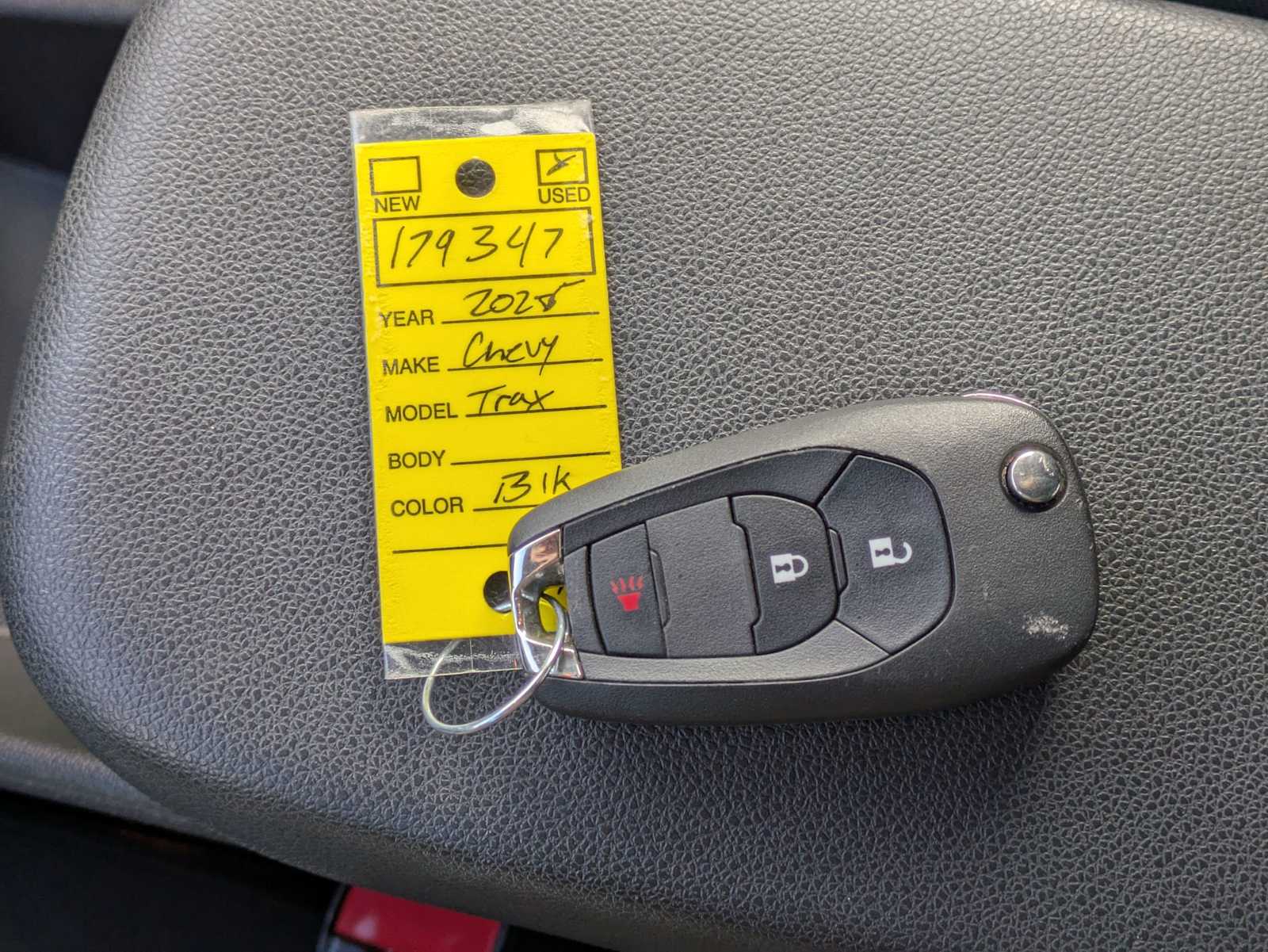 Thumbnail: 2025 Chevrolet Trax - 33