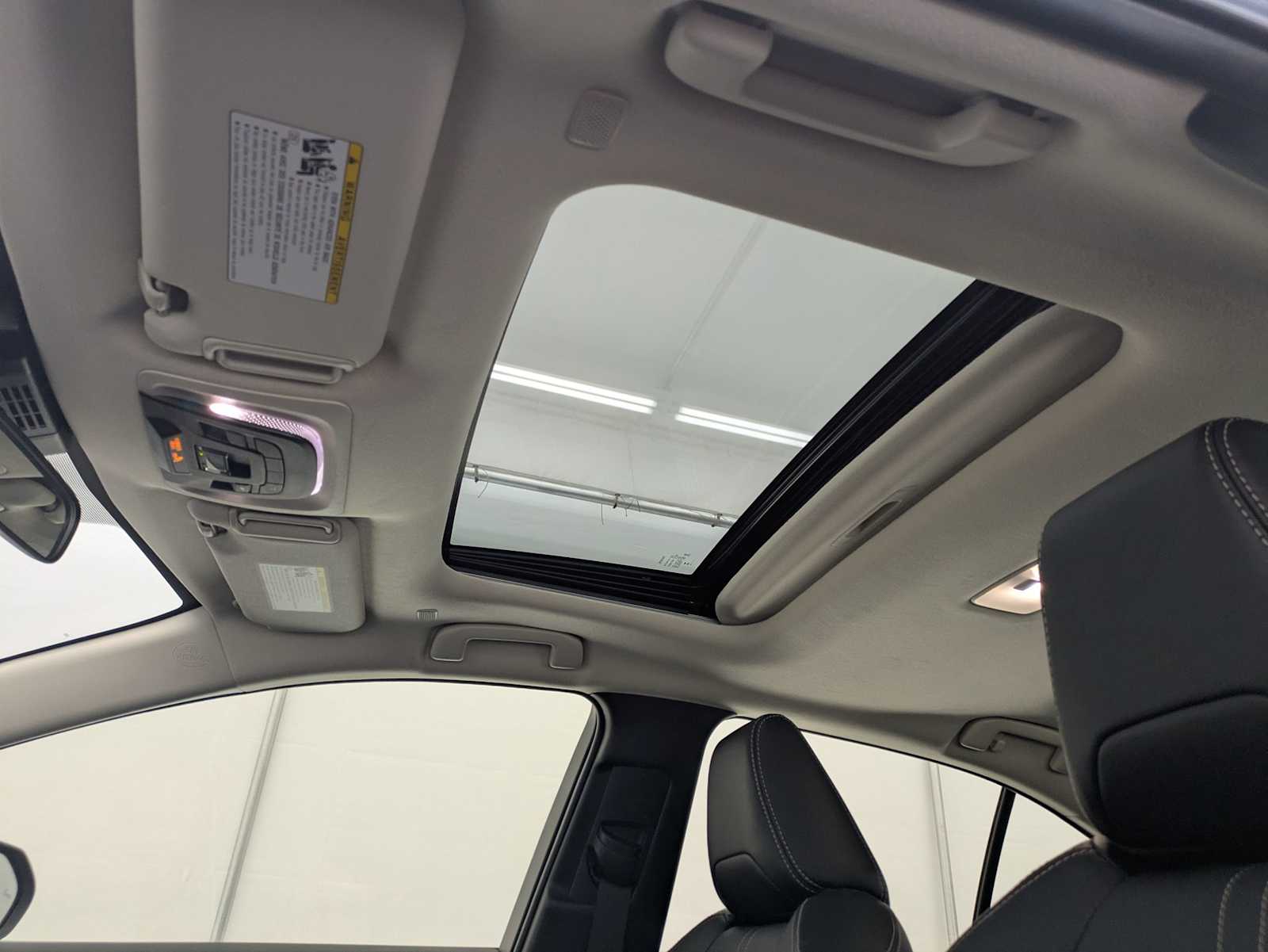 Thumbnail: 2025 Toyota Corolla - 20