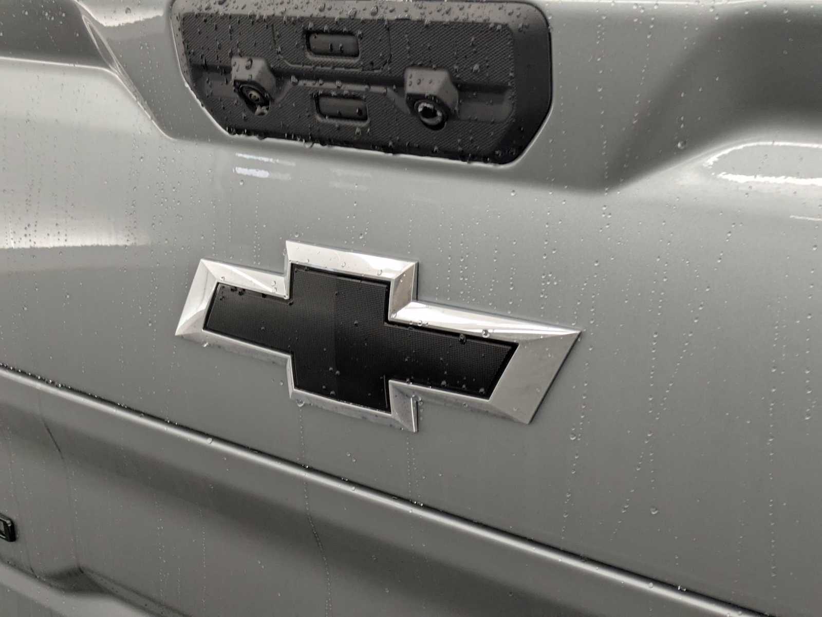 Thumbnail: 2026 Chevrolet Silverado 1500 - 12