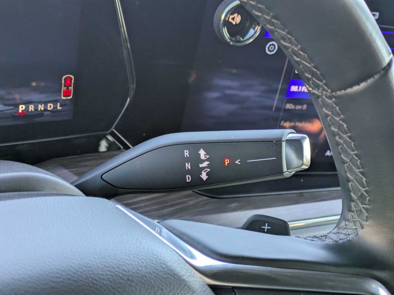 Thumbnail: 2025 Chevrolet Suburban - 28