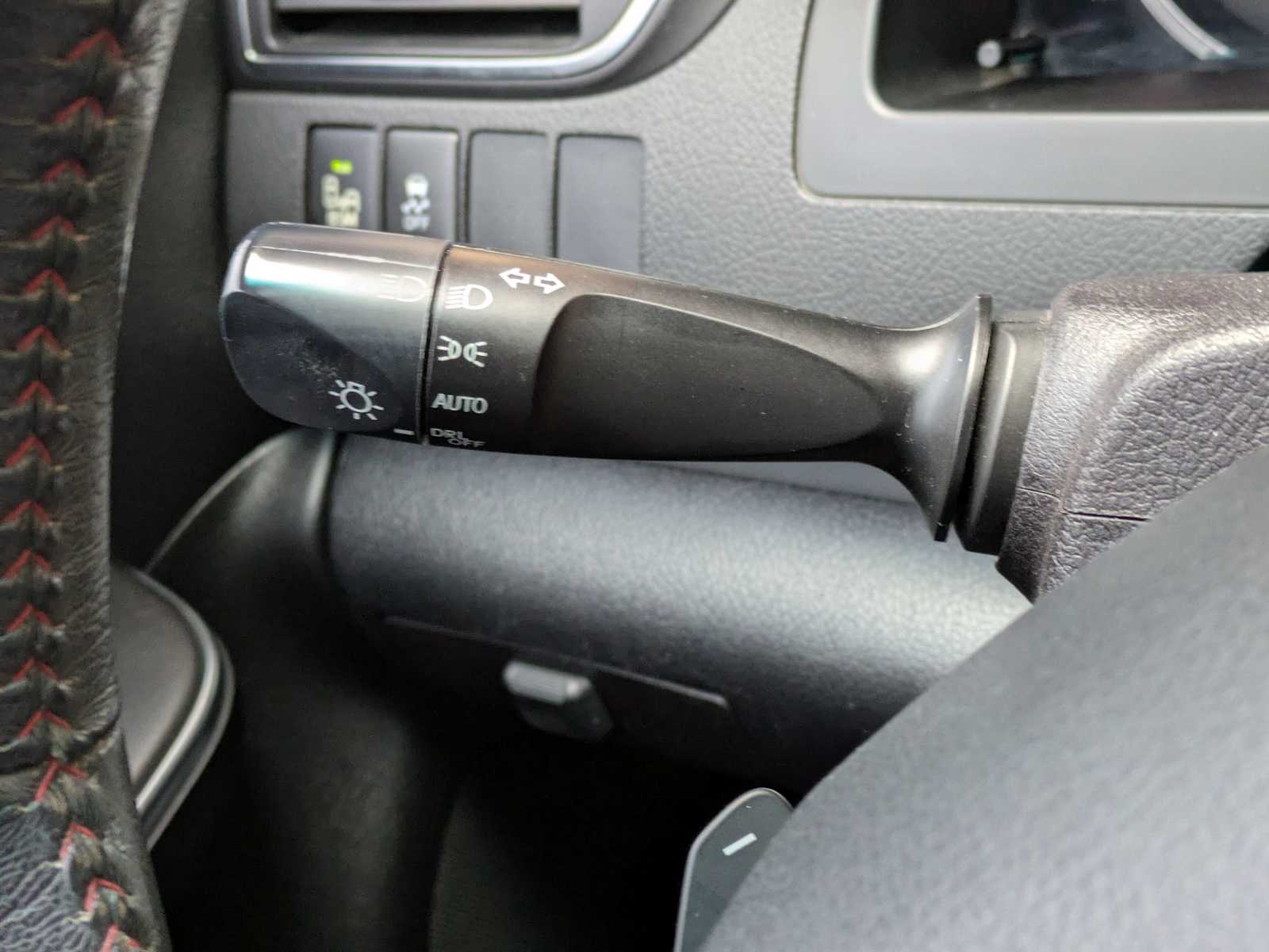 Thumbnail: 2017 Toyota Camry - 28