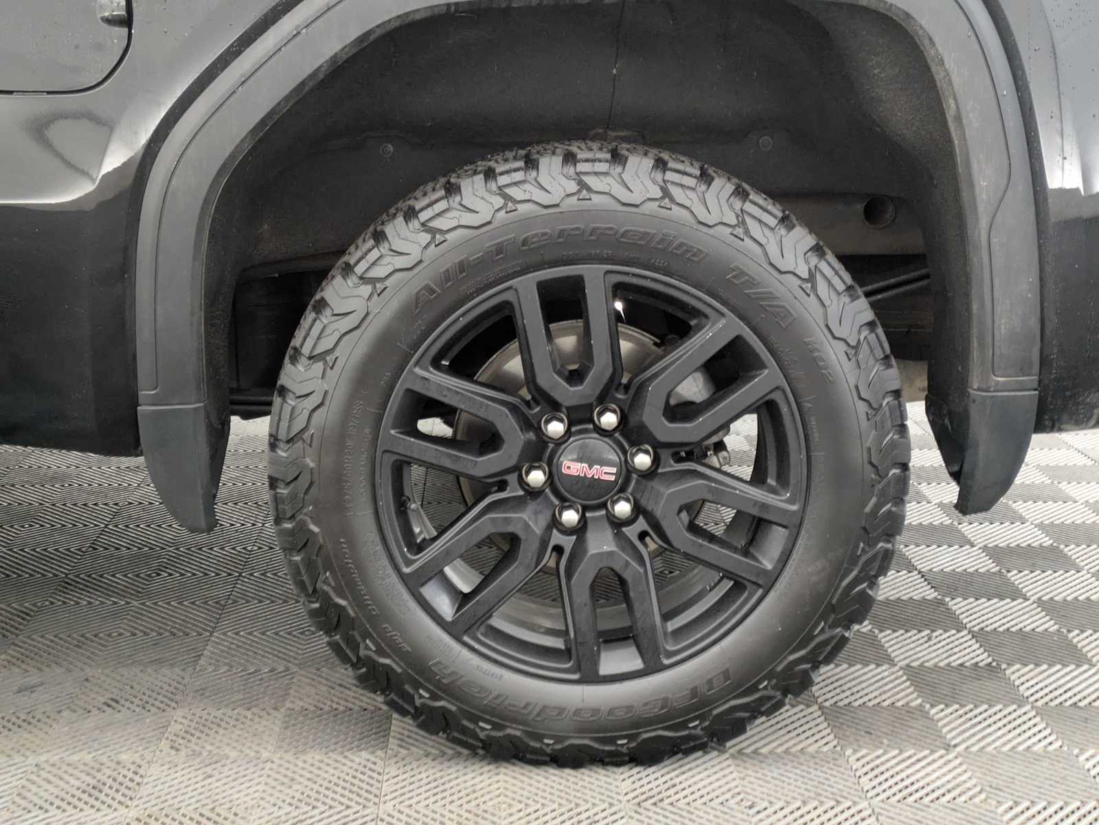 Thumbnail: 2024 GMC Sierra 1500 - 14